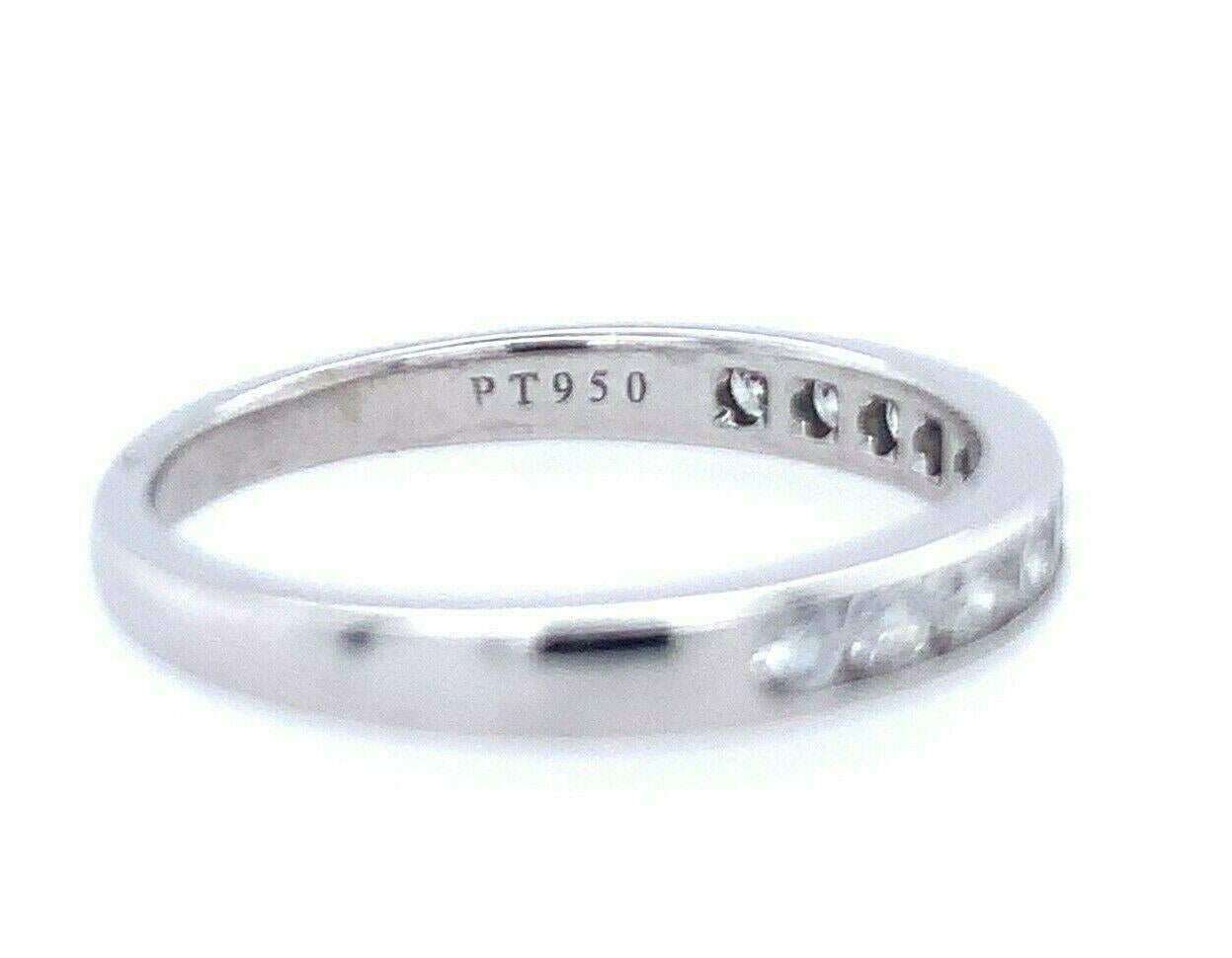 Tiffany & Co. Platin Halbkreis Eternity Ring Channel Set .33 Ct:: Grö�ße 7::5 (Rundschliff)