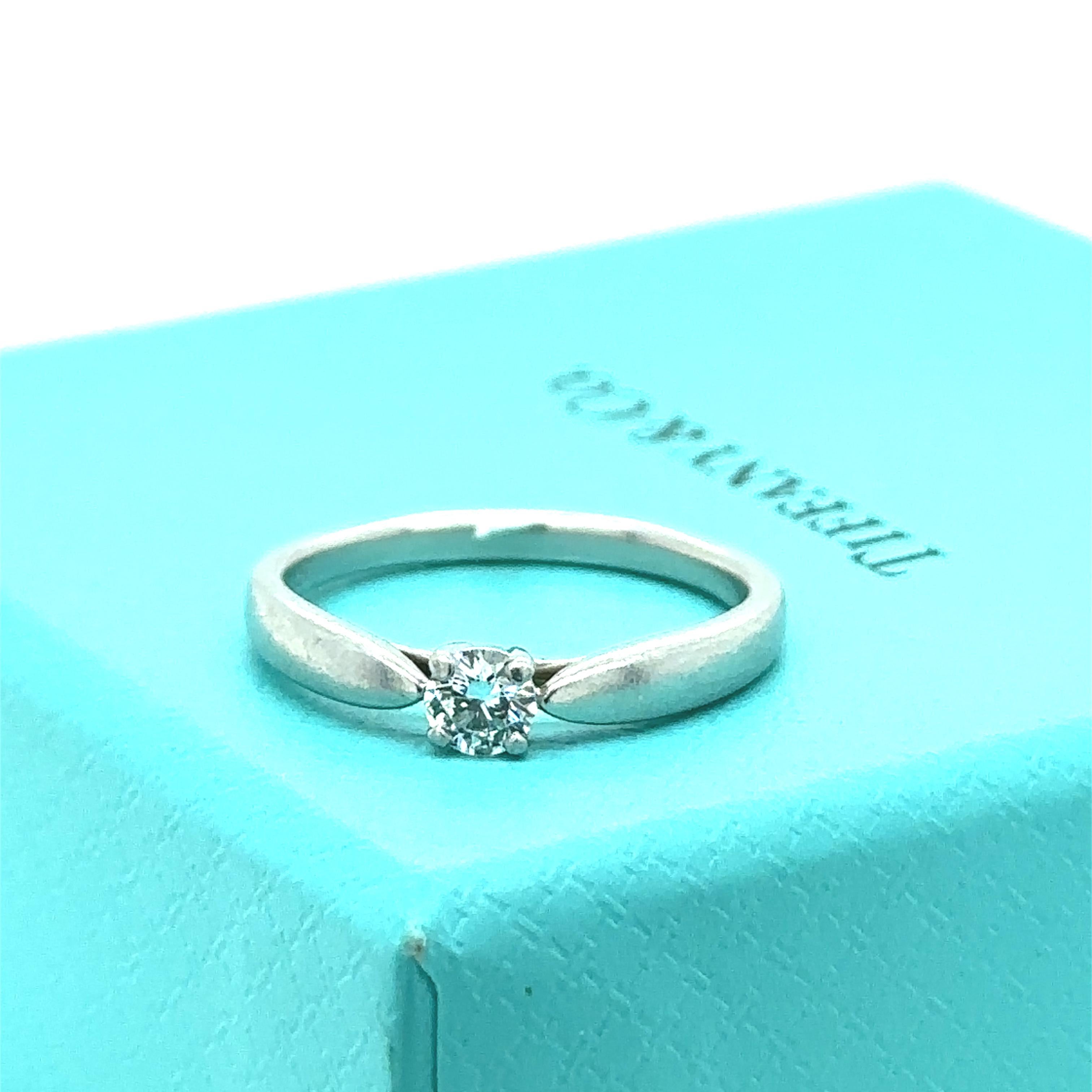 Women's Tiffany & Co. Platinum Harmony Diamond Ring 0.17ct For Sale