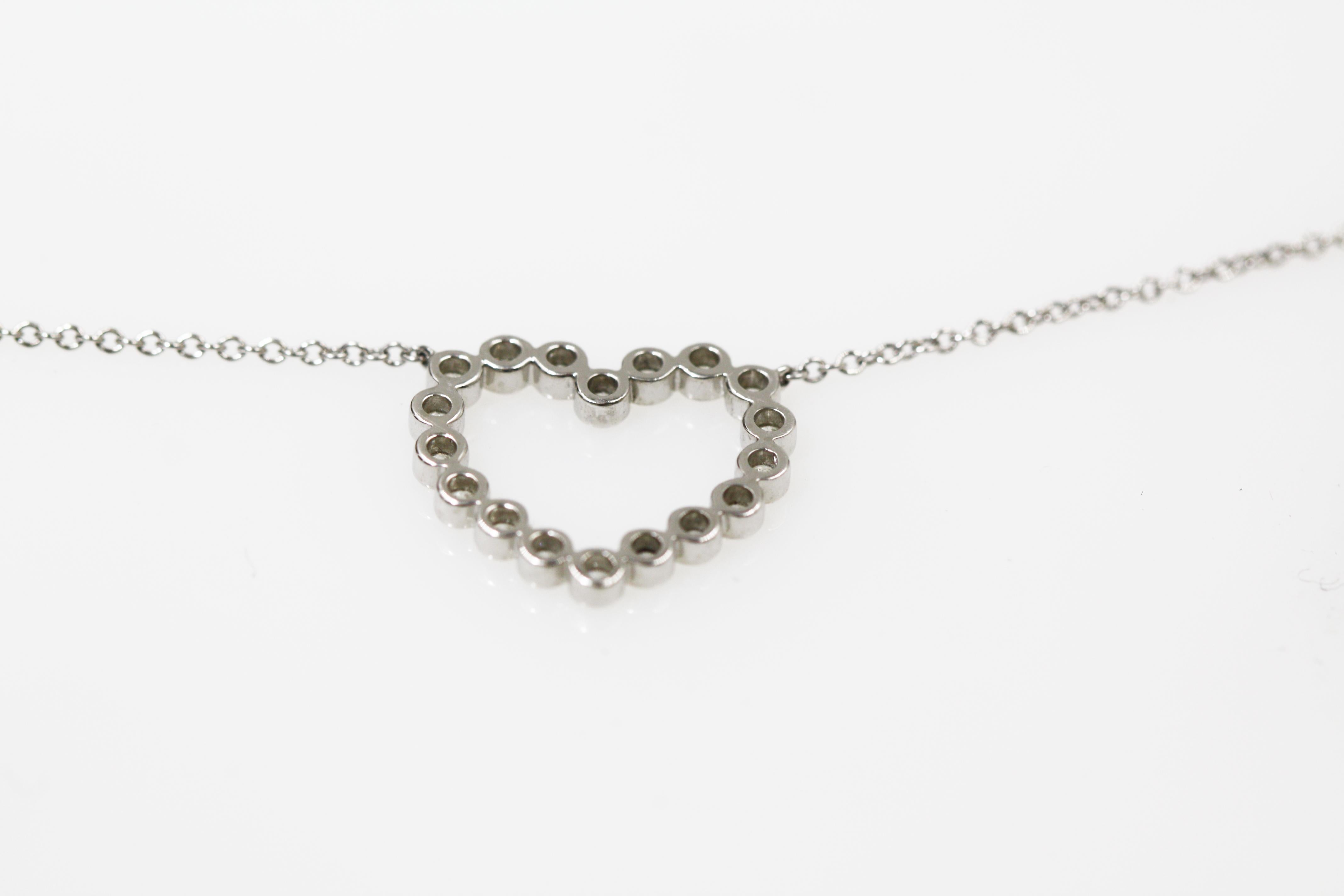 Tiffany & Co. Platinum Heart Necklace with Diamonds In Excellent Condition For Sale In New York, NY
