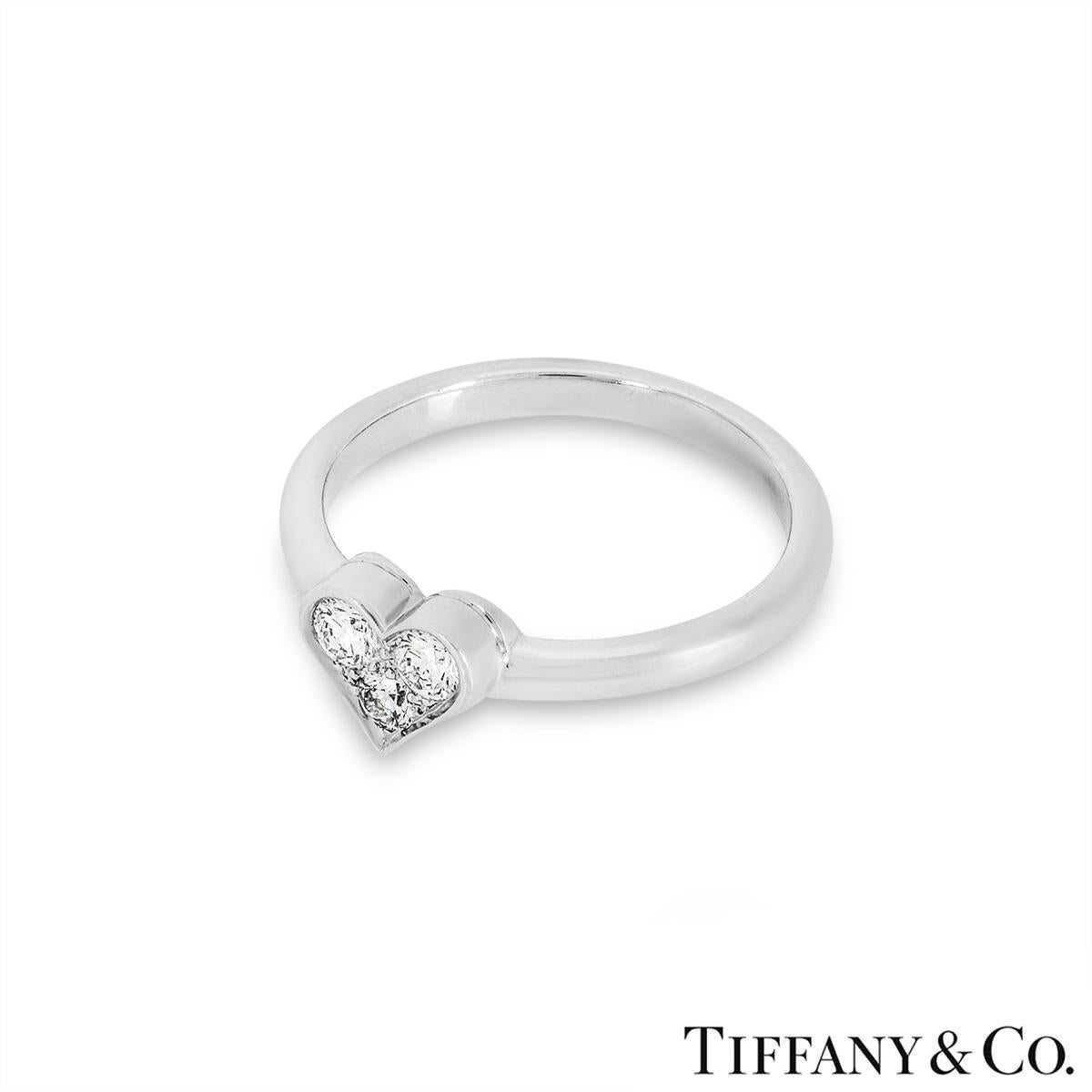 Tiffany & Co. Platin Herz-Diamant-Ring (Rundschliff)