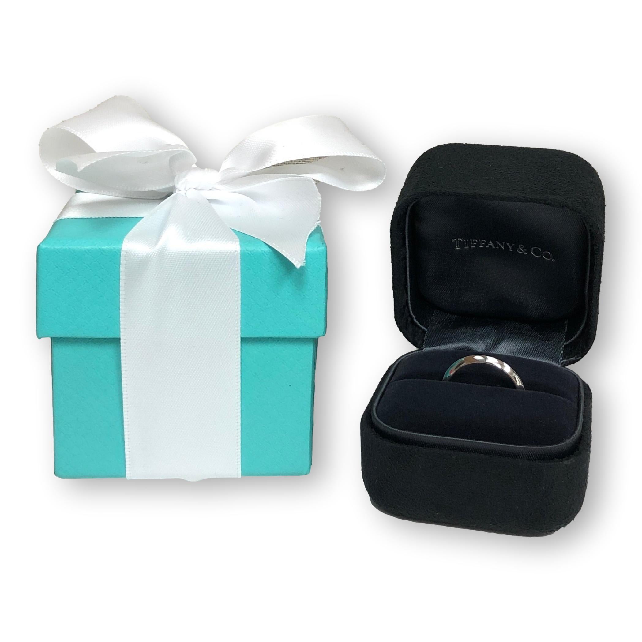 Tiffany & Co. Platinum Knife-Edge Wedding Band Ring, 2mm Size 7 1