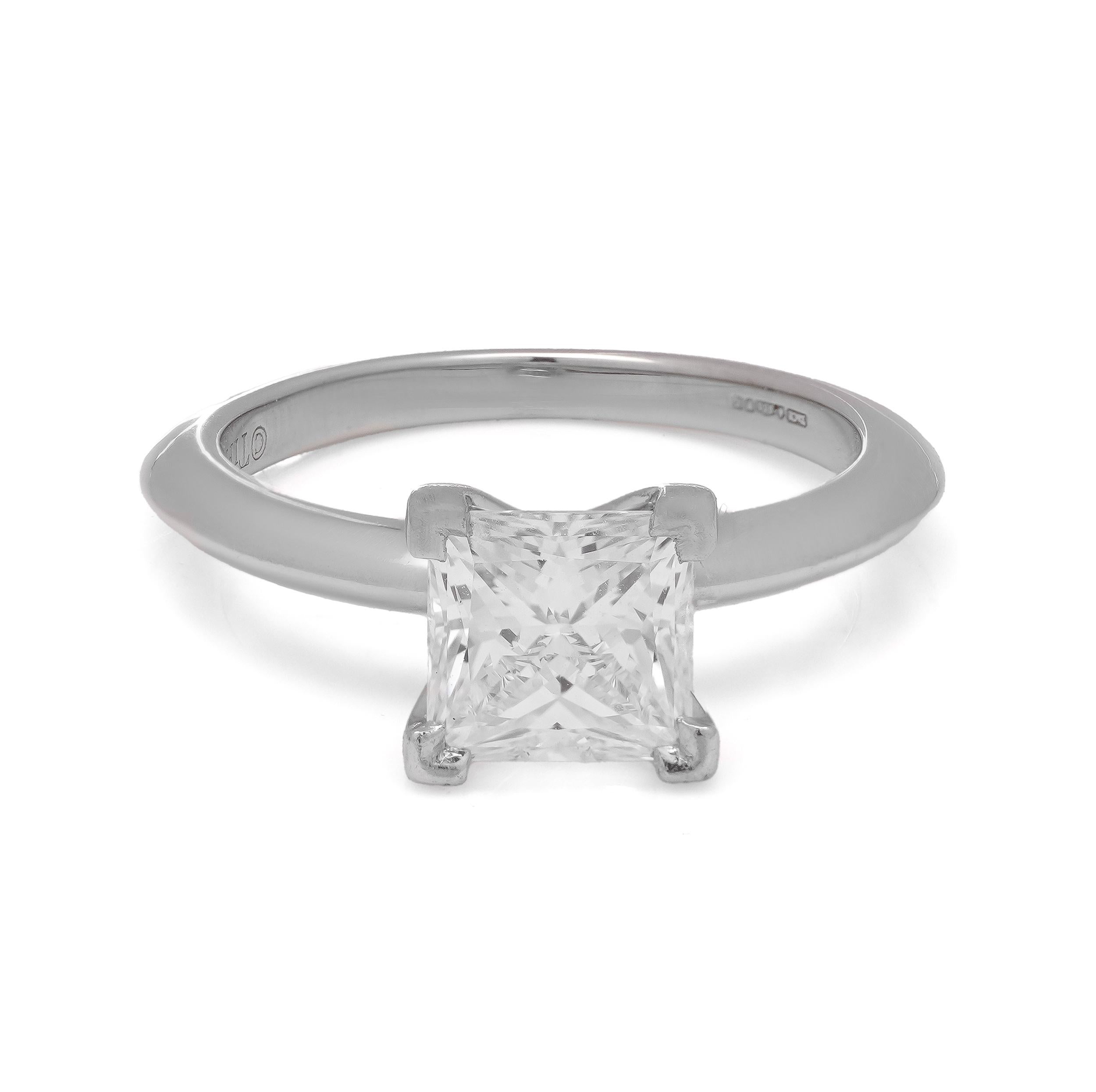 Princess Cut Tiffany & Co. Platinum ladies ring with 1.19 cts. Princess-cut diamond For Sale