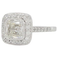 Tiffany & Co. Bague en platine Legacy 1,44 carat diamant taille idéale coussin