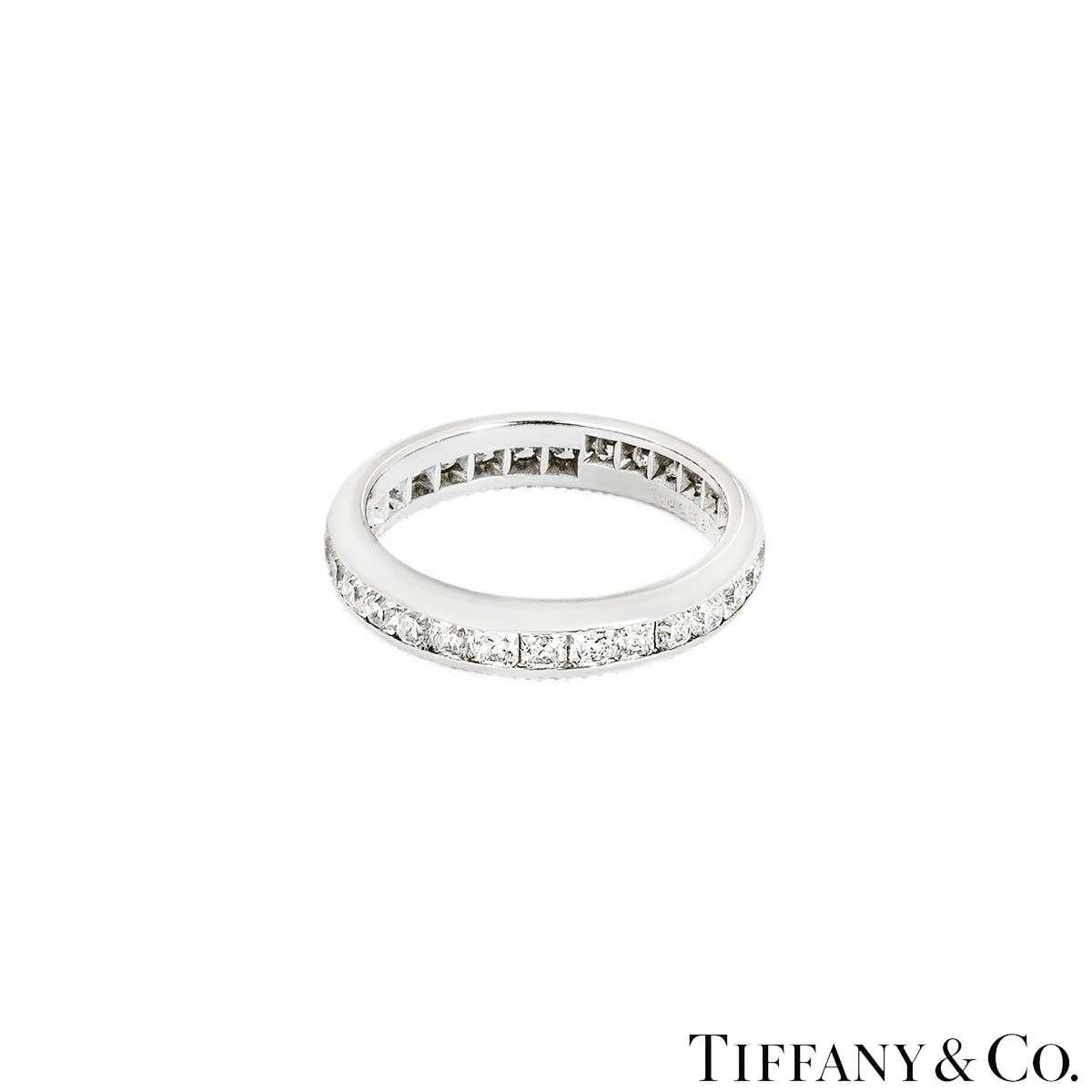 Tiffany & Co. Bague d'éternité en platine avec diamant Lucida 1,42ct 15264314 Excellent état - En vente à Mayfair, London, London