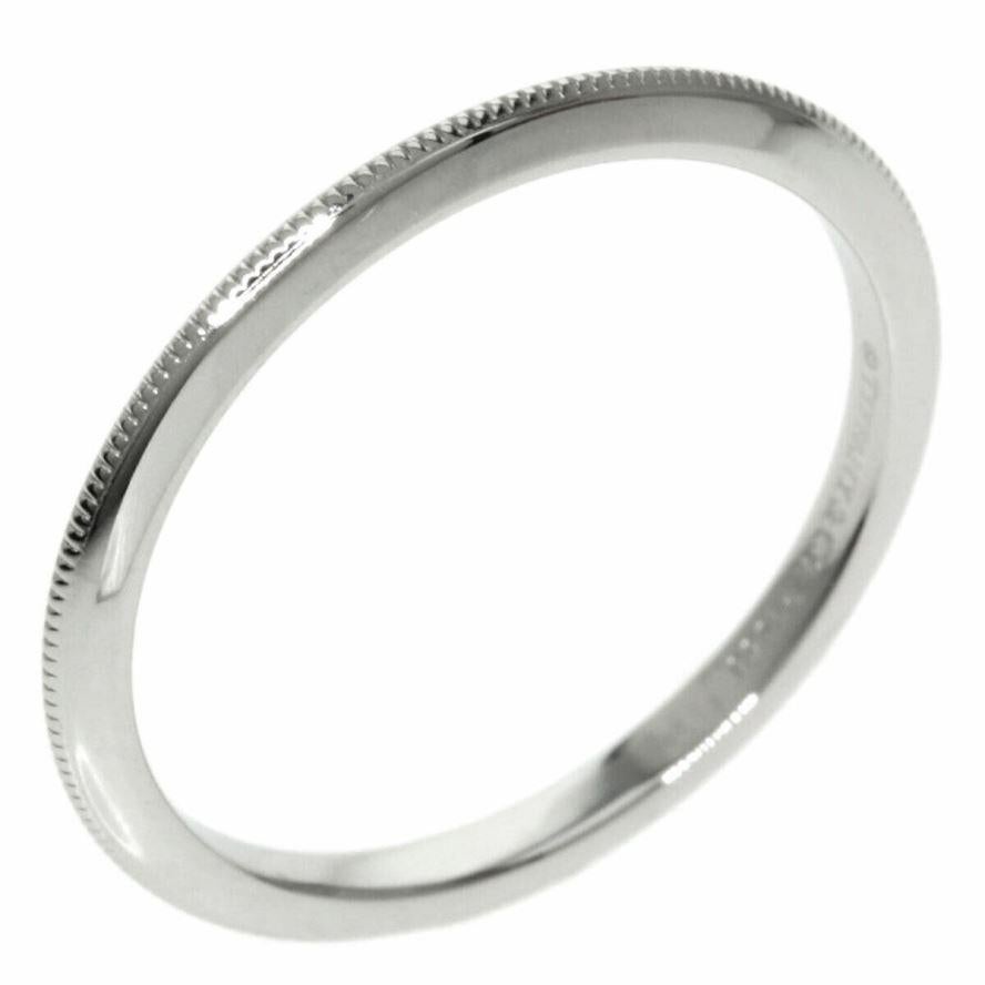 TIFFANY & Co. Platinum Milgrain Edge Wedding Band Ring 8.5 In Excellent Condition For Sale In Los Angeles, CA