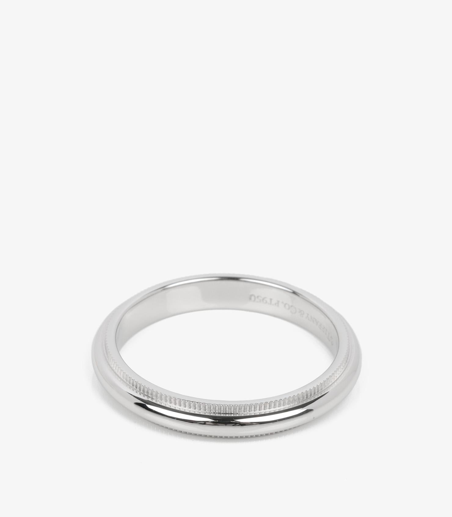 Tiffany & Co. Platinum Milgrain Wedding Band Ring In Excellent Condition For Sale In Bishop's Stortford, Hertfordshire