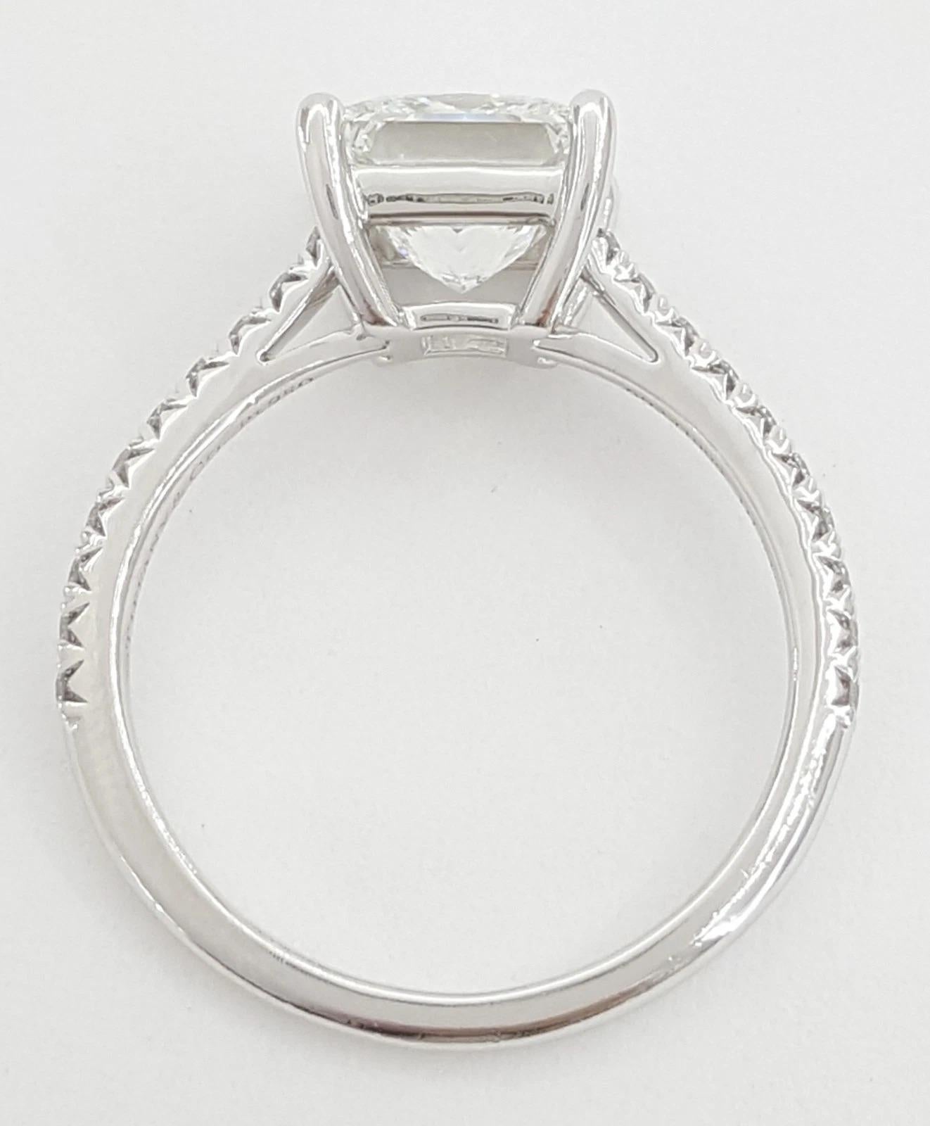 Tiffany & Co. Anillo de compromiso de diamantes talla princesa Novo en platino de 1,7 quilates Corte princesa en venta