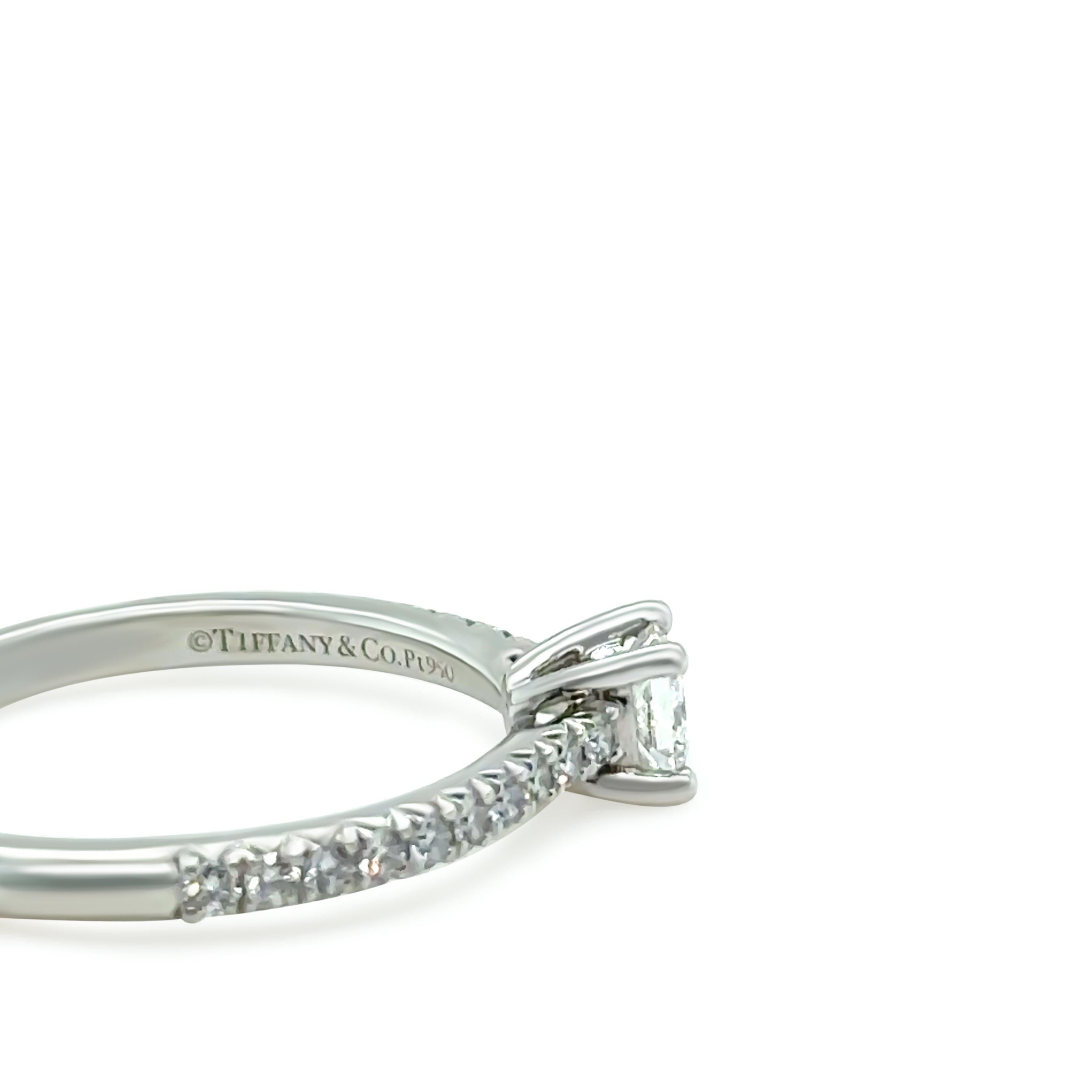 Tiffany & Co. Platin Novo Verlobungsring aus Platin mit Diamant im Prinzessinnenschliff 0,23 Karat 3g Damen im Angebot