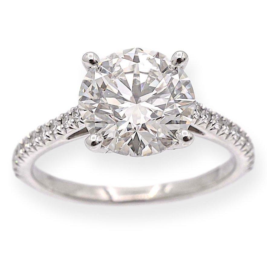 Tiffany & Co. Platinum Novo Round Diamond Engagement Ring 2.55 cts. TW GVS2 In Excellent Condition In New York, NY