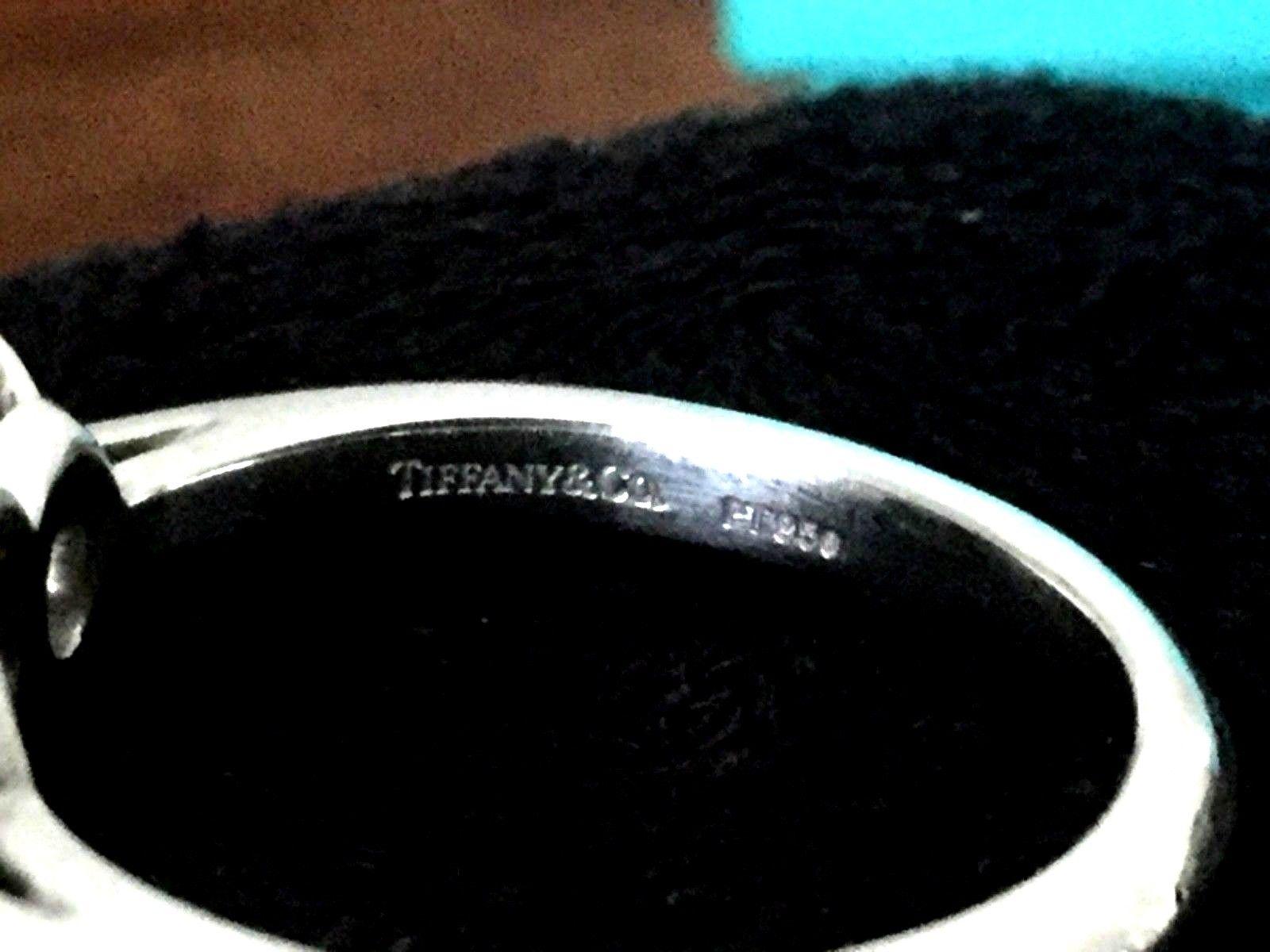Tiffany & Co. Platinum Oval 3-Stone Diamond Ring 2.82 Carat 1
