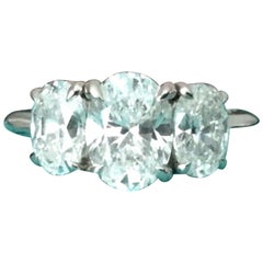 Tiffany & Co. Platinum Oval 3-Stone Diamond Ring 2.82 Carat