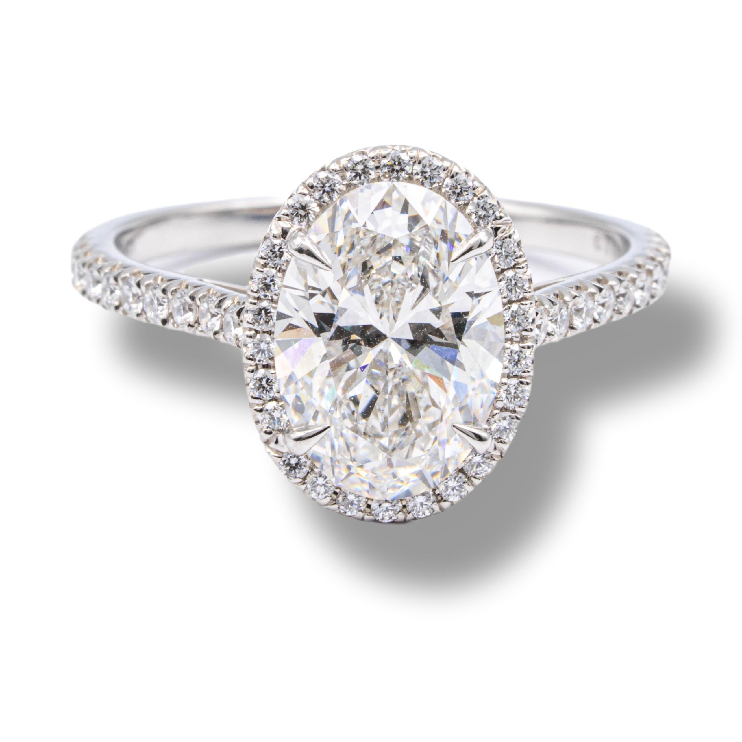 Oval Cut Tiffany & Co. Platinum Oval Soleste Diamond Engagement Ring 2.33 Cts Total FVS1