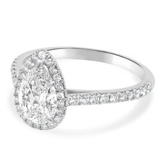 Tiffany & Co. Anello di fidanzamento in platino con diamante a pera