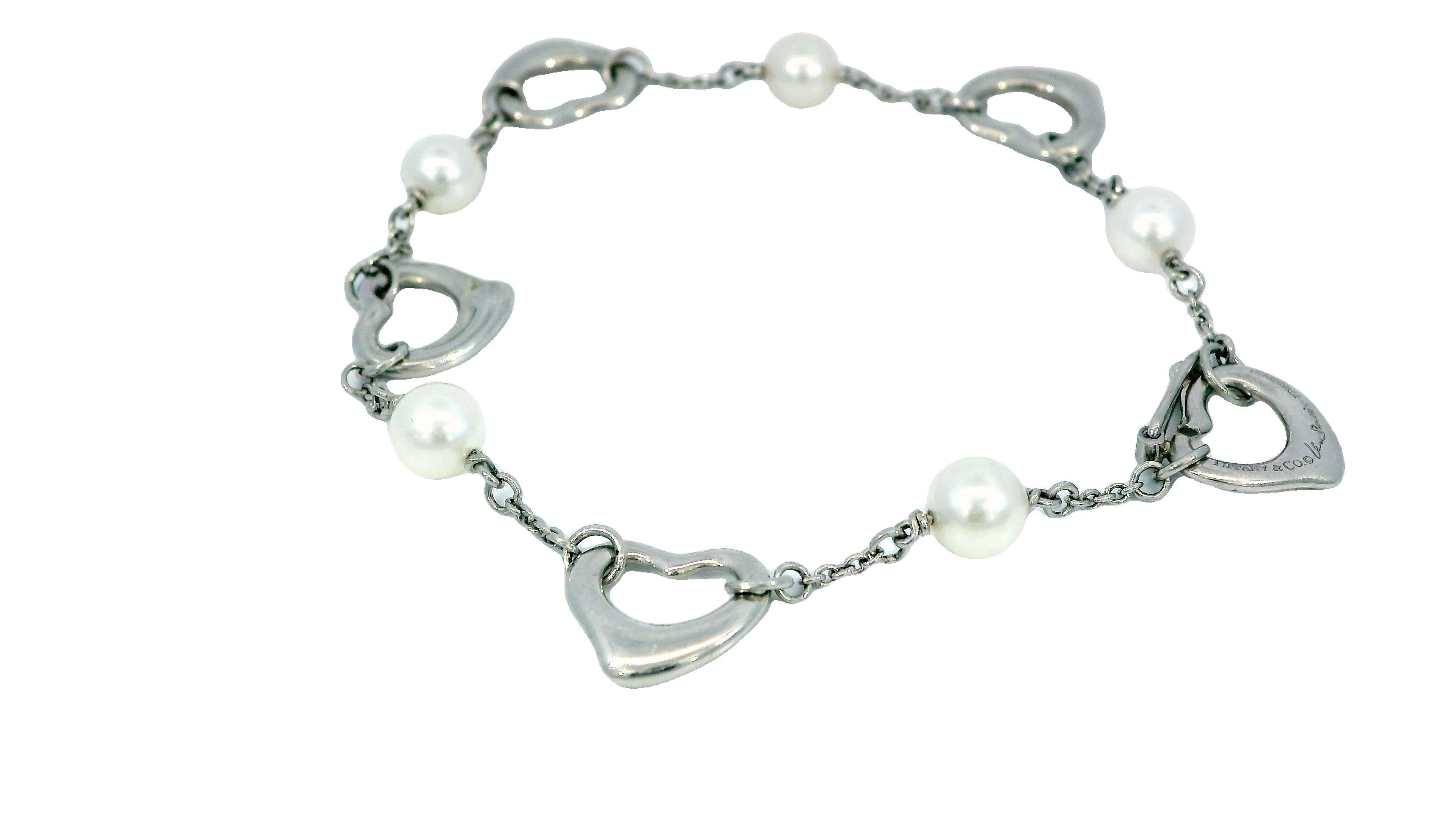 Contemporary Tiffany & Co. Platinum  Pearl & Hearts Bracelet For Sale