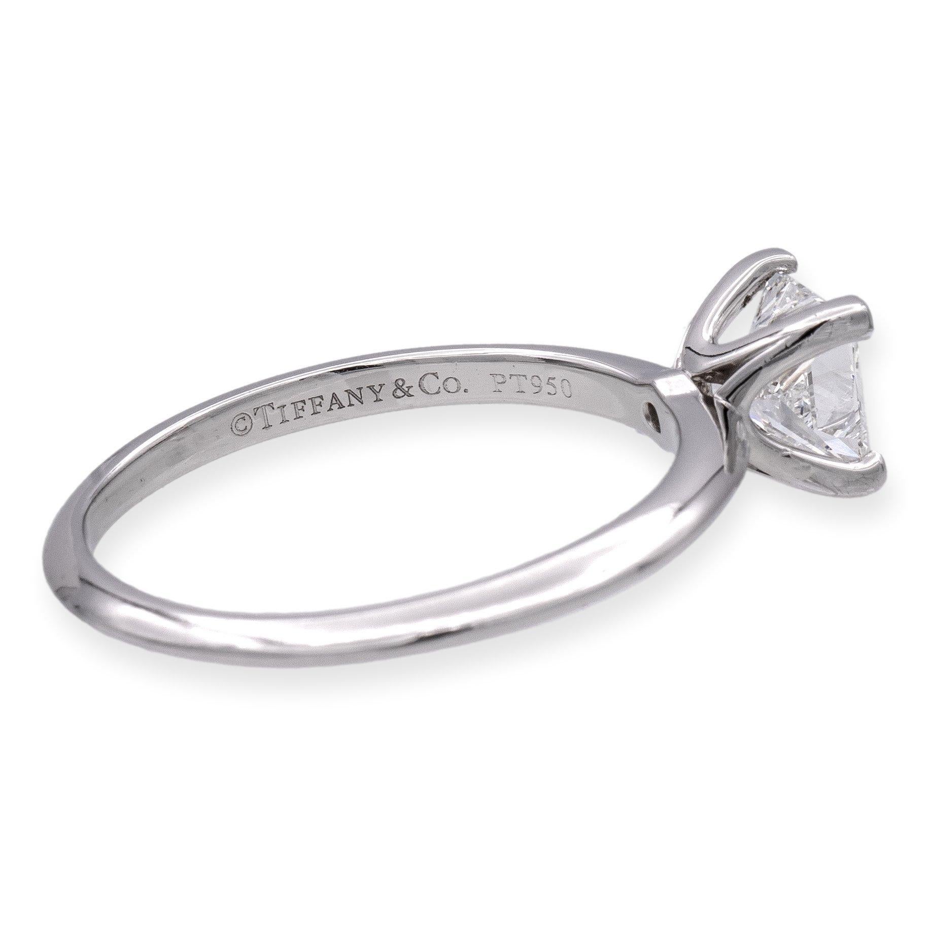Moderne Tiffany & Co. Bague de fiançailles en platine avec diamant taille princesse 1.01ct  EVS1 en vente