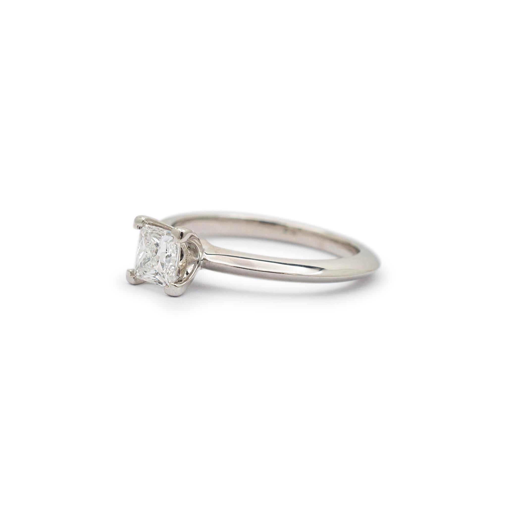 Tiffany & Co. Platin Prinzessinnenschliff Diamant Solitär Verlobungsring (Carréeschliff) im Angebot