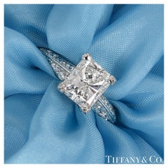 Tiffany & Co. Platinum Radiant Diamond Engagement Ring 2.01ct G/IF GIA Certified