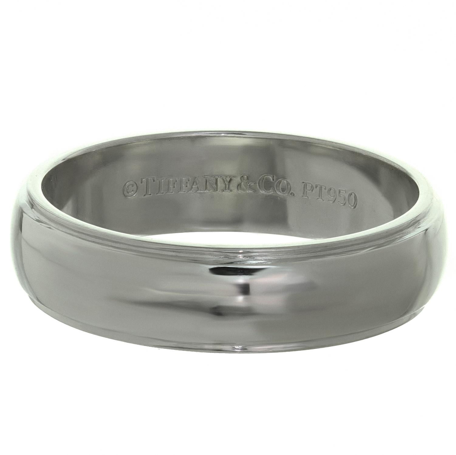 Women's Tiffany & Co. Platinum Ridged Wedding Band For Sale