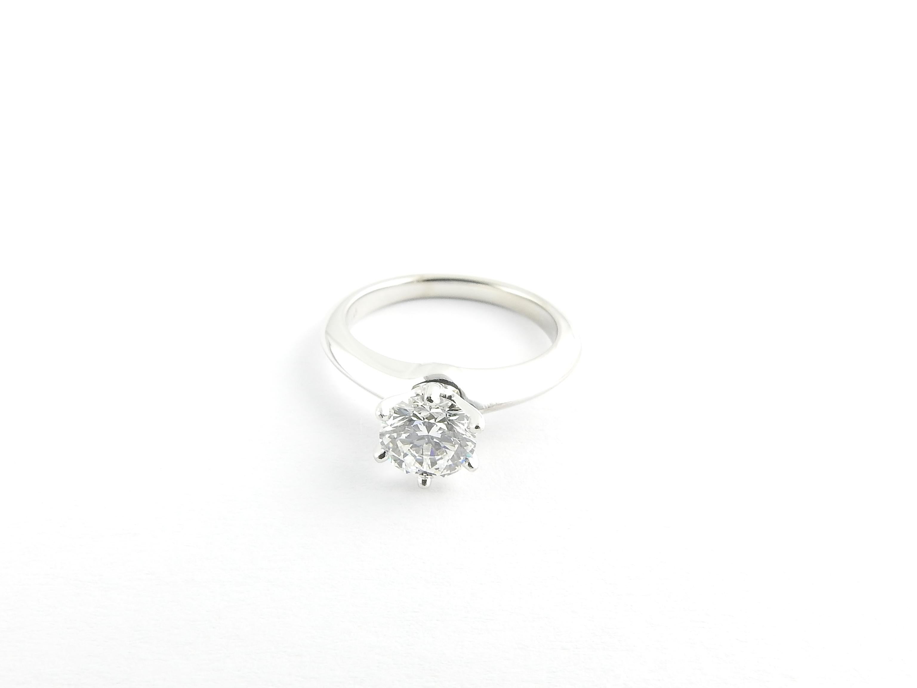 Women's Tiffany & Co. Platinum Round Brilliant Solitaire Diamond Ring 1.01 Carat