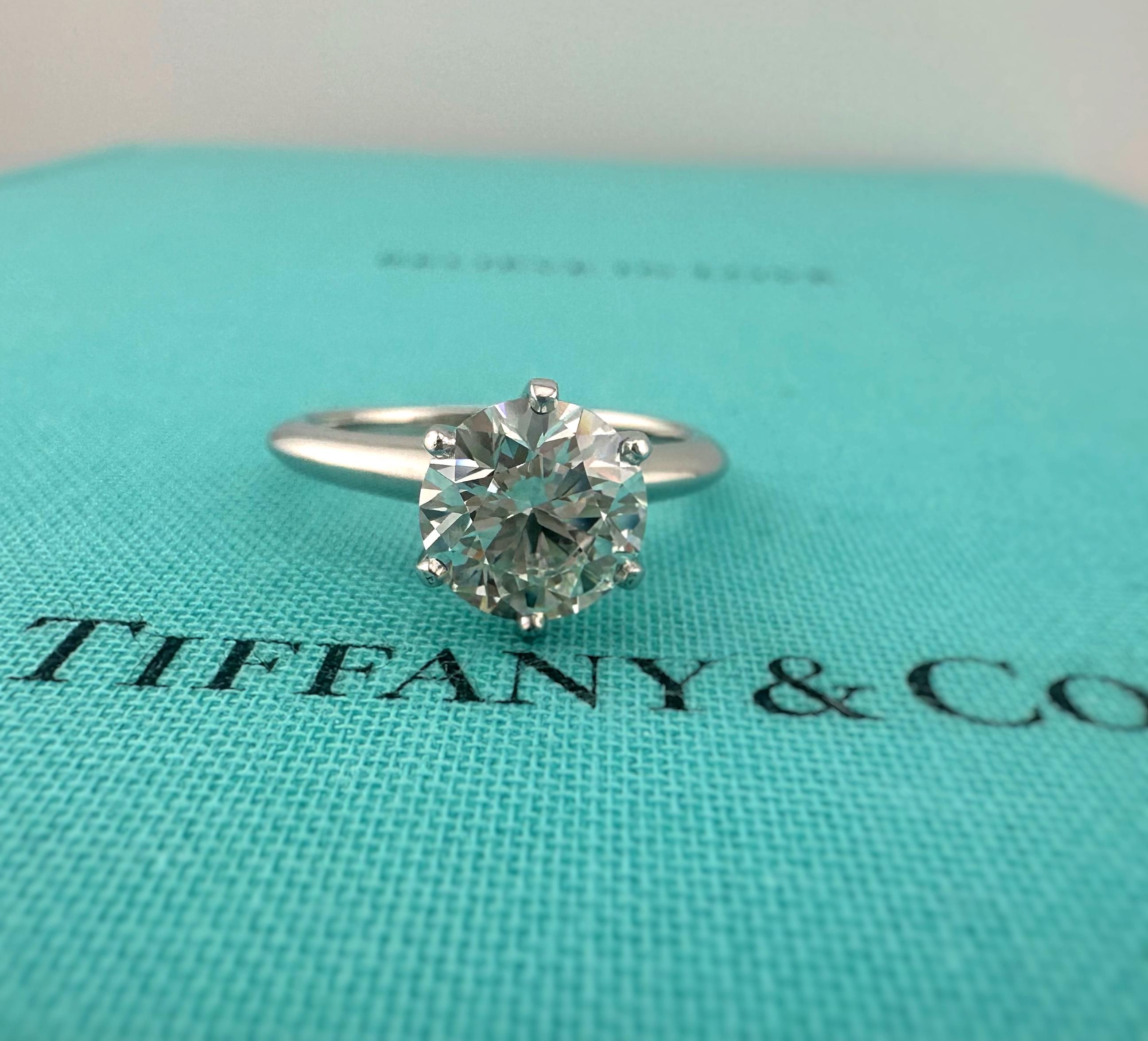 Tiffany & Co Platinum Round Diamond Engagement Ring 1.86 cts H VS1 For Sale 5