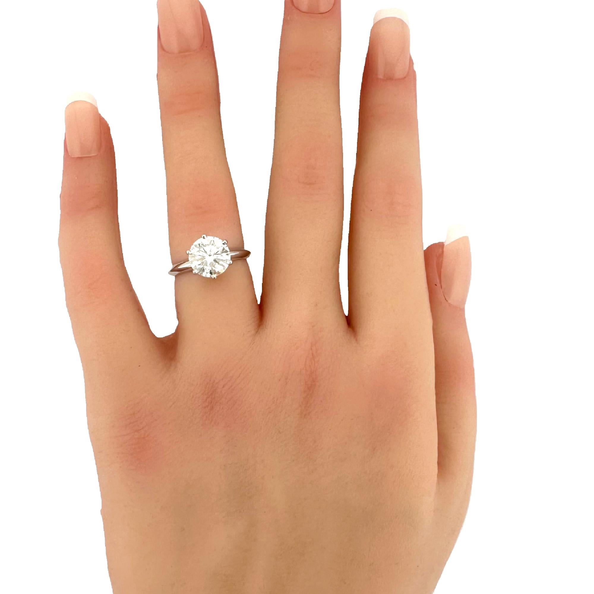 Tiffany & Co Platinum Round Diamond Engagement Ring 2.29 cts I VS1 For Sale 5