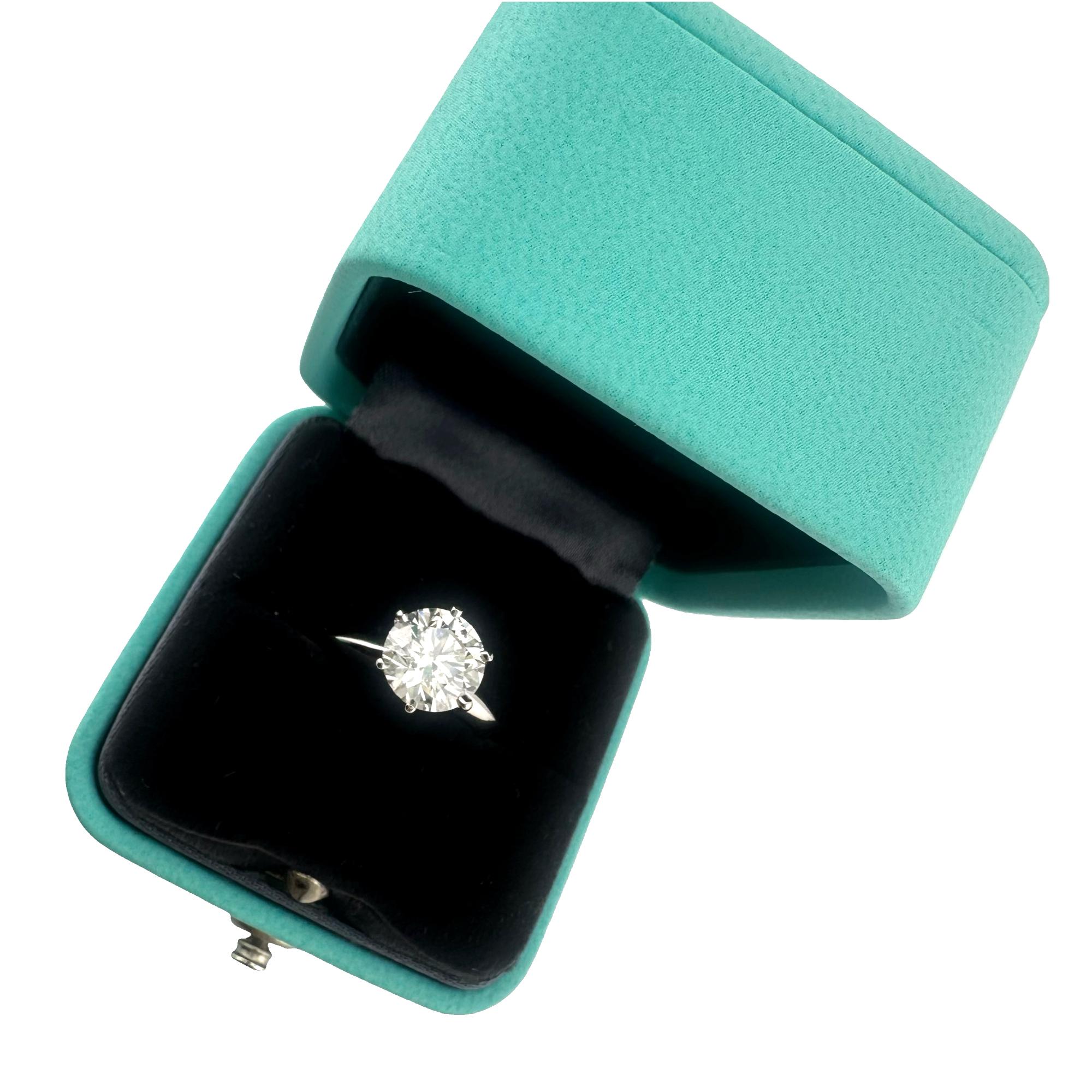 Tiffany & Co Platinum Round Diamond Engagement Ring 2.29 cts I VS1 For Sale 2