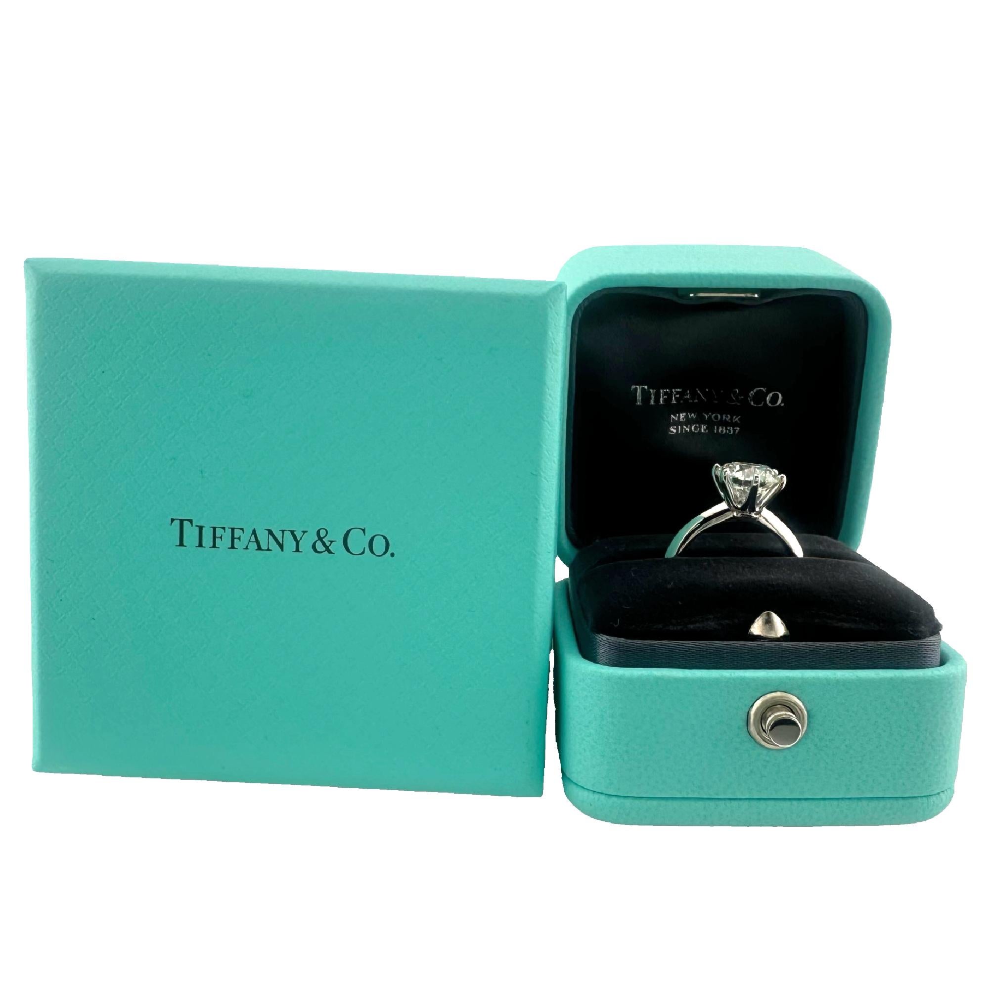 Tiffany & Co Platinum Round Diamond Engagement Ring 2.29 cts I VS1 For Sale 4