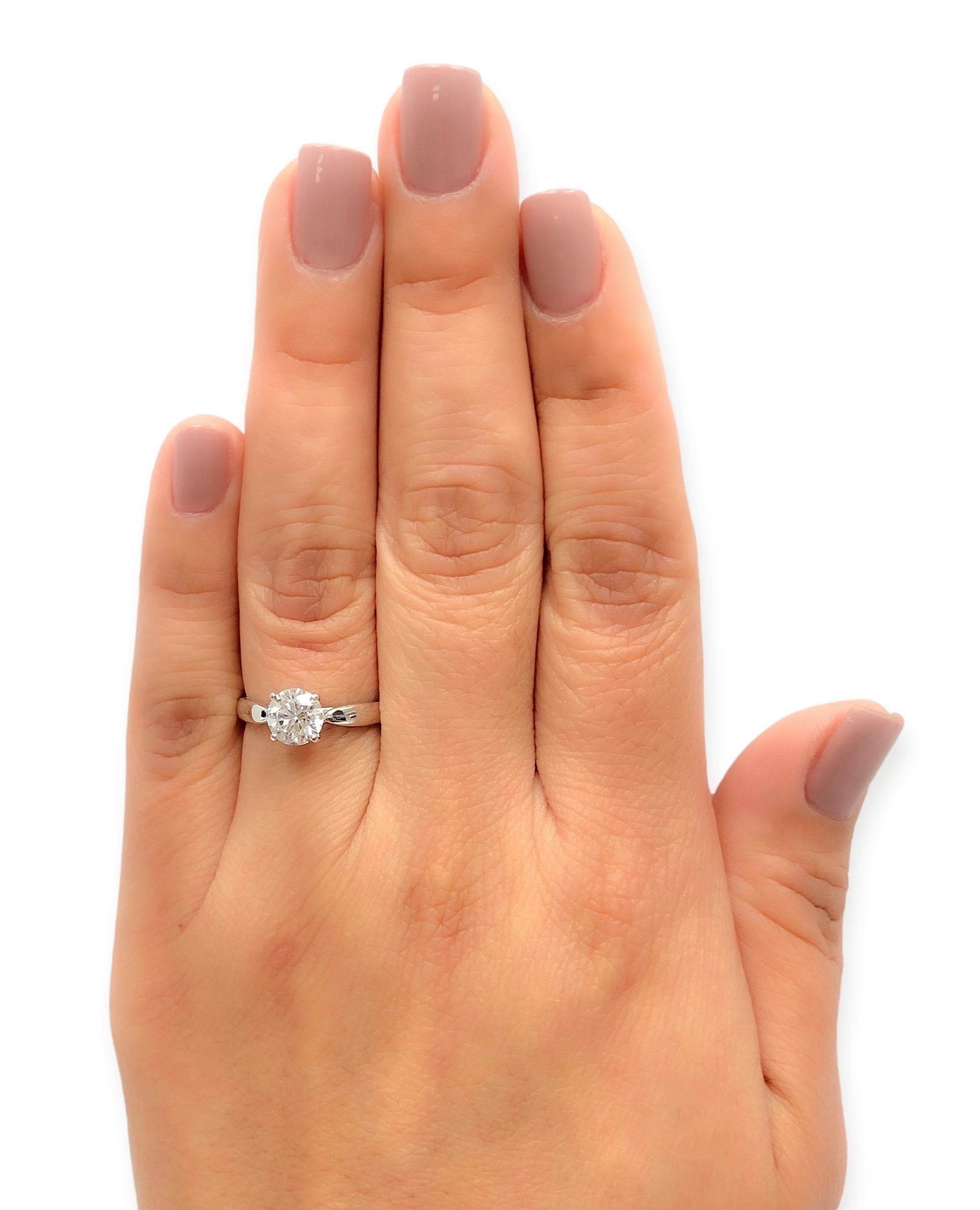 Round Cut Tiffany & Co. Platinum Round Diamond Harmony Engagement Ring 1.01ct. HVVS2