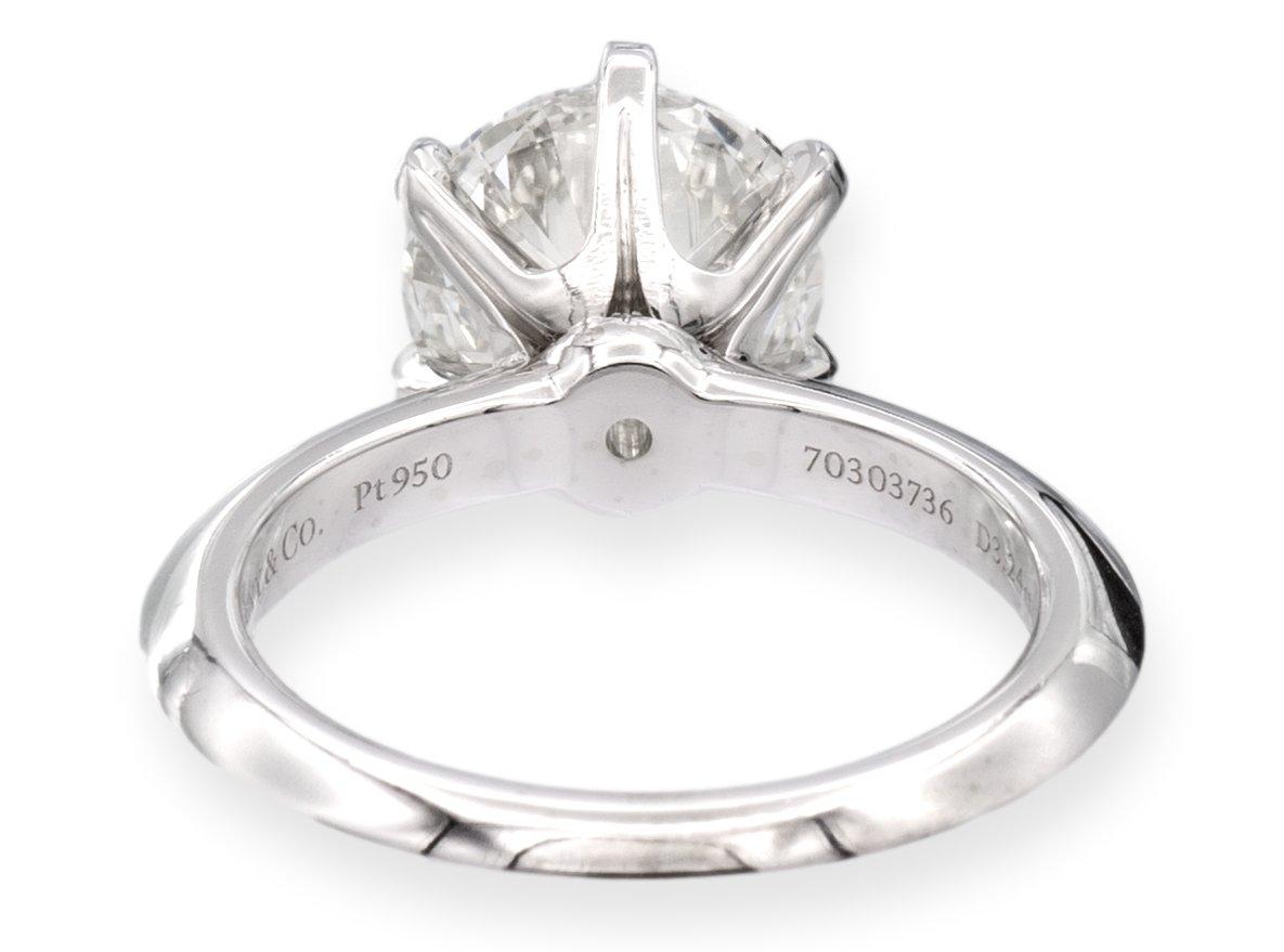 Tiffany & Co. Platinum Round Diamond Solitaire Engagement Ring 3.24ct IVS1 In Excellent Condition In New York, NY