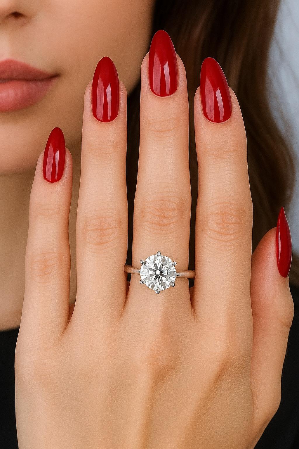 Tiffany & Co. Anello di fidanzamento solitario con diamante rotondo in platino

Questo elegante solitario di Tiffany & Co. presenta un diamante rotondo taglio brillante di 2,24 carati.

Diamante classificato di colore F e purezza VS1

Realizzato in