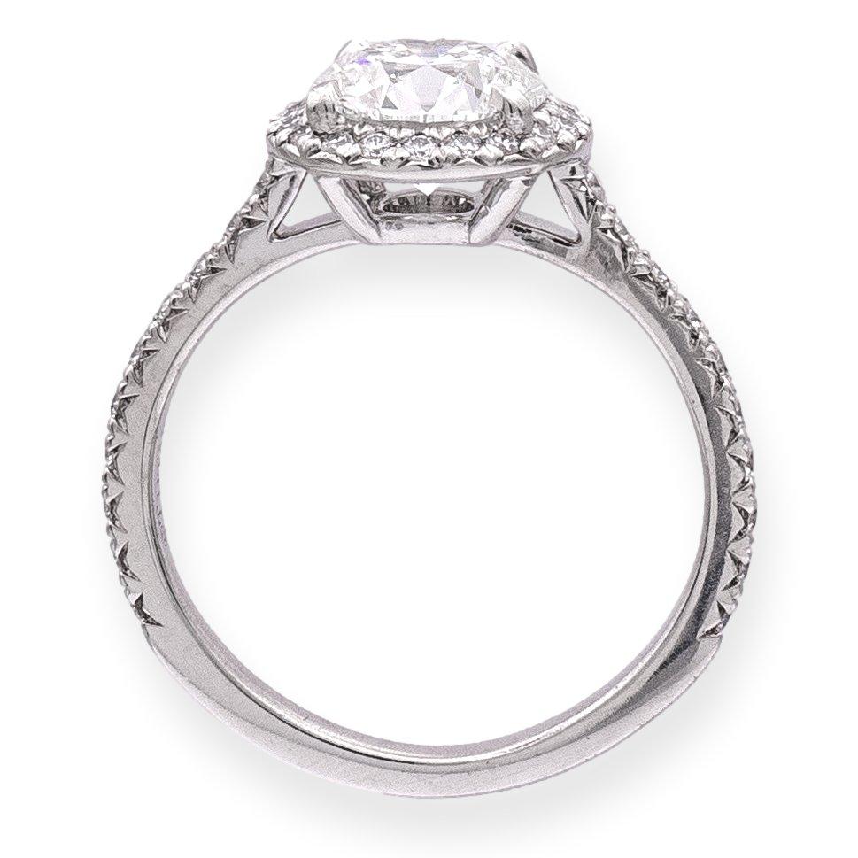 Tiffany & Co. Platinum Round Soleste Diamond Engagement Ring 1.48Cts TW GVVS2 In Excellent Condition In New York, NY