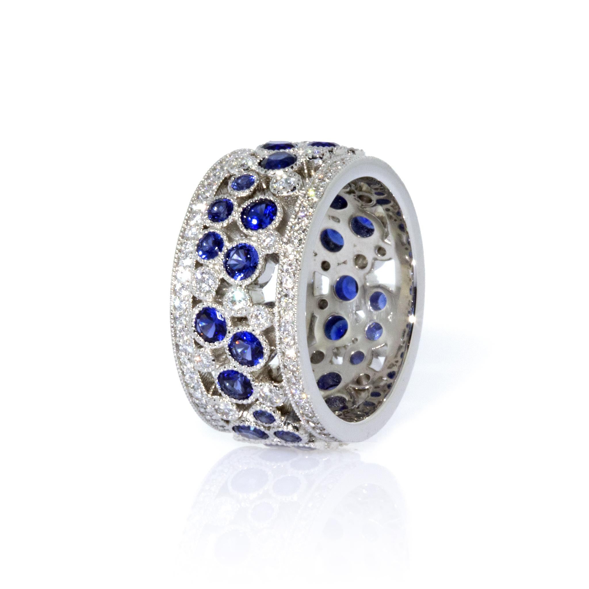 Tiffany & Co. Platinum Sapphire and Diamond Cobblestone Band Ring In Excellent Condition In New York, NY