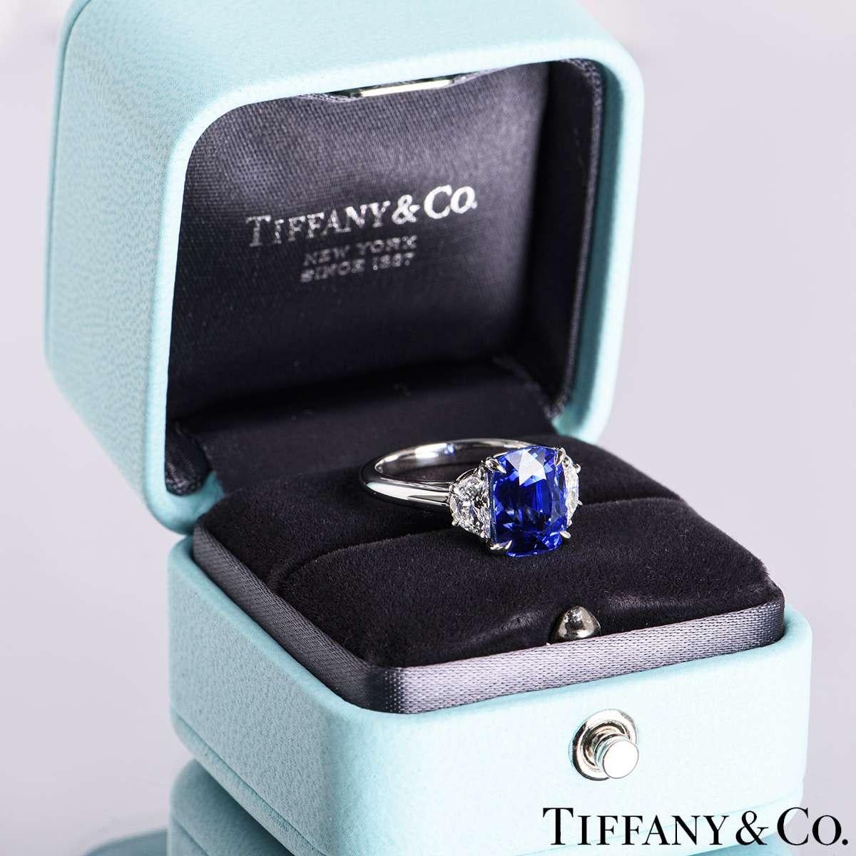 Tiffany & Co. Platinum Sapphire & Diamond Ring 4.50 Carats 1