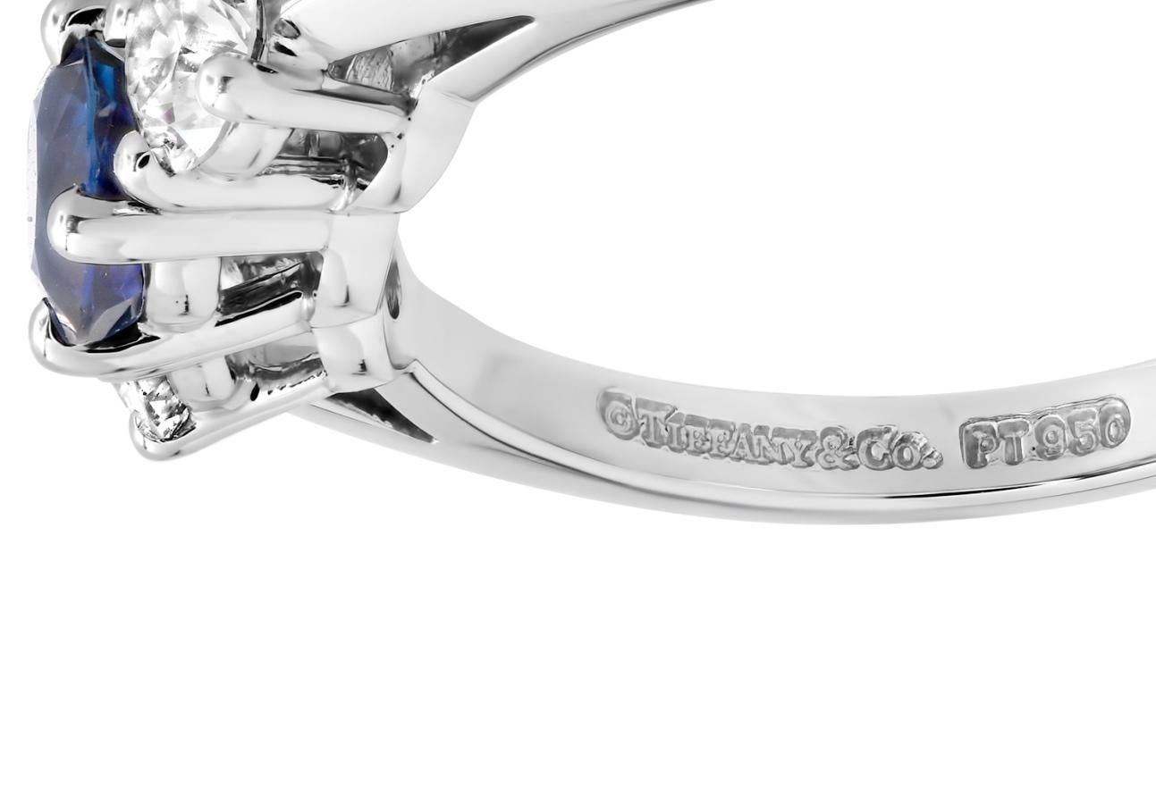 TIFFANY & Co. Platinum Sapphire Diamond Three Stone Engagement Ring 6.5 For Sale 1