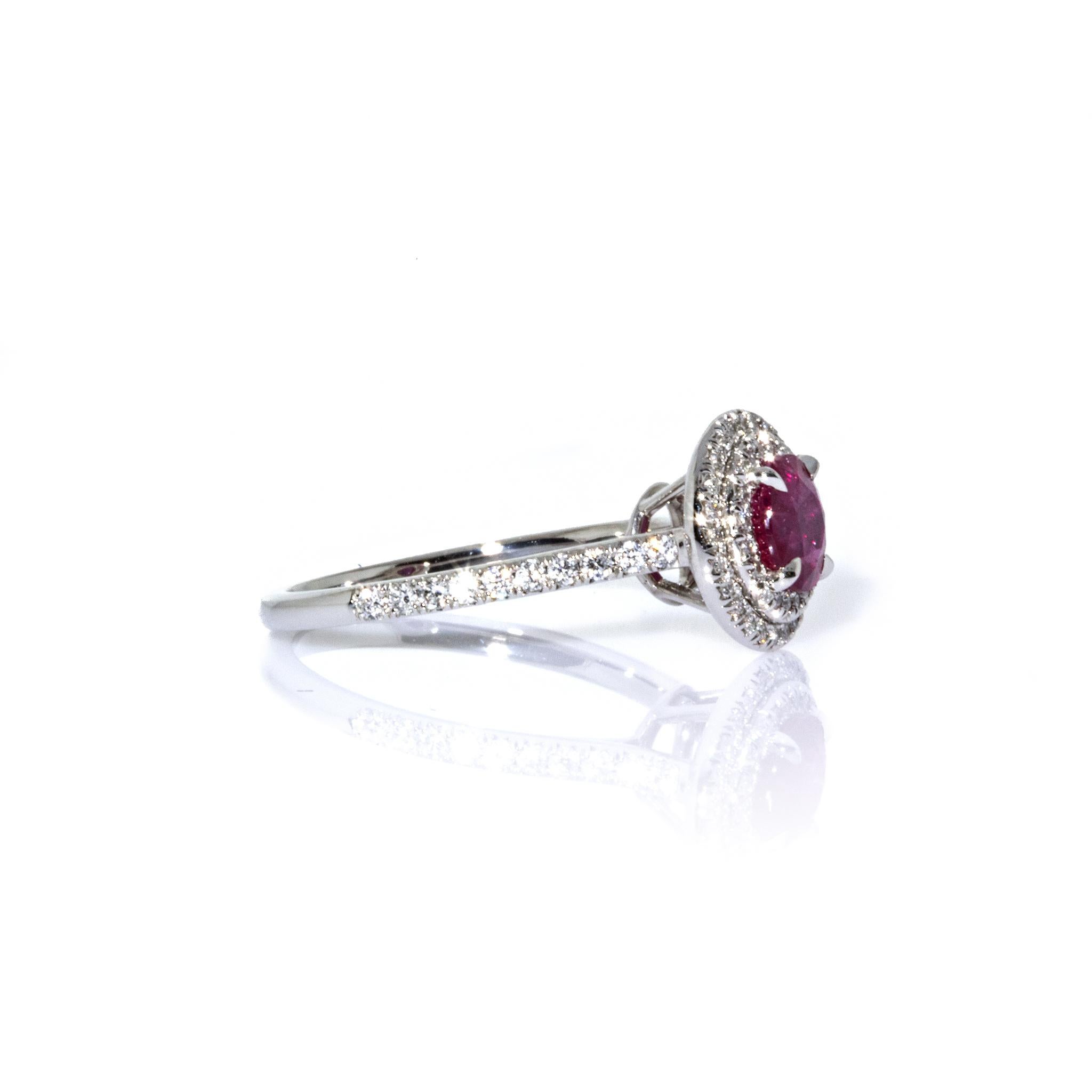 *** Comes with the original Tiffany & Co. Box ***

METAL TYPE: Platinum
STONE WEIGHT: 0.36 ct twd (Diamonds) and 0.50 ct twd (Ruby)
TOTAL WEIGHT: 4.34 g
RING SIZE: 6.5 
