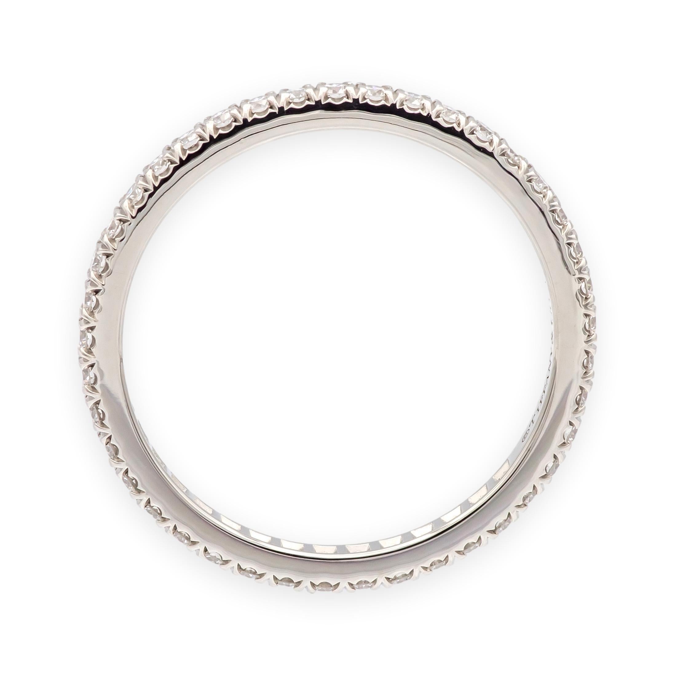 Tiffany & Co. Anillo de platino Soleste Full Circle Eternity Diamond Talla 5.5 en venta 4