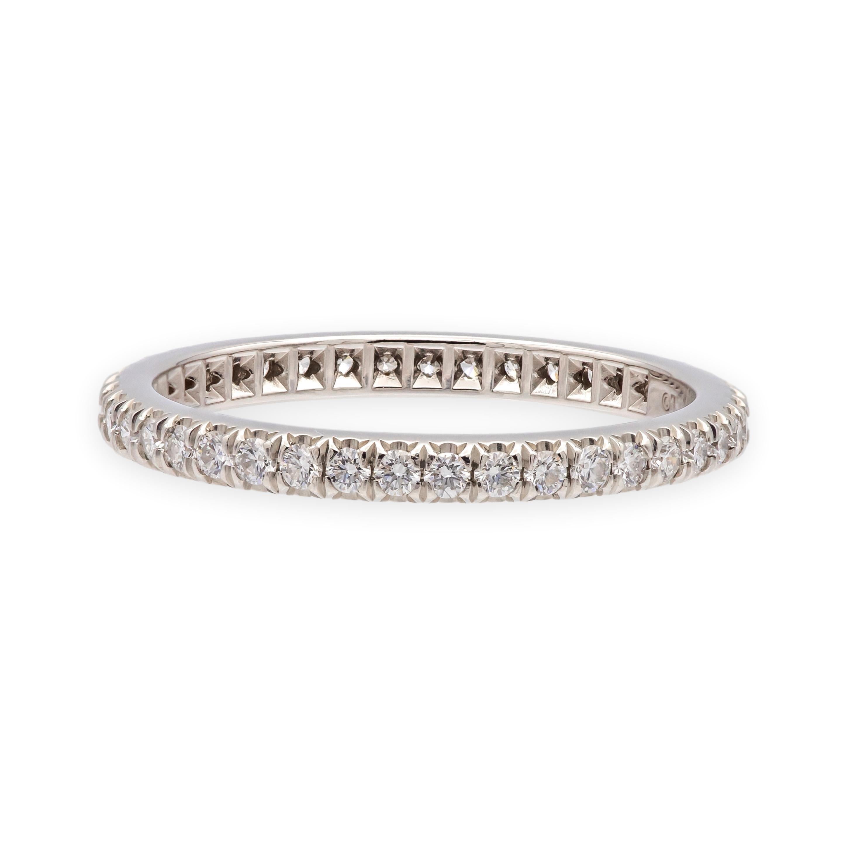 Tiffany & Co. Anillo de platino Soleste Full Circle Eternity Diamond Talla 5.5 Contemporáneo en venta