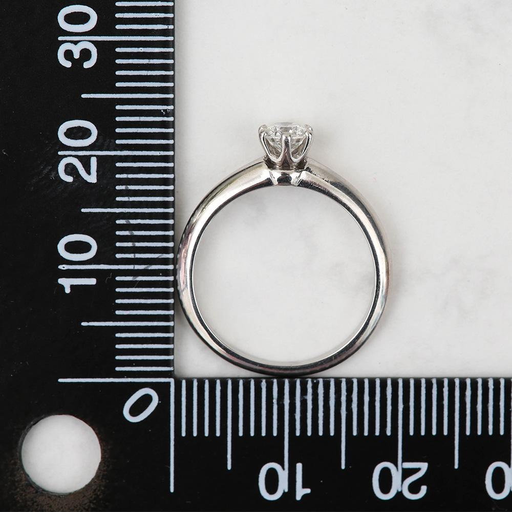 Tiffany & Co. Platinum Solitaire G Color VS1 Diamond 0.35 Carat Engagement Ring 9