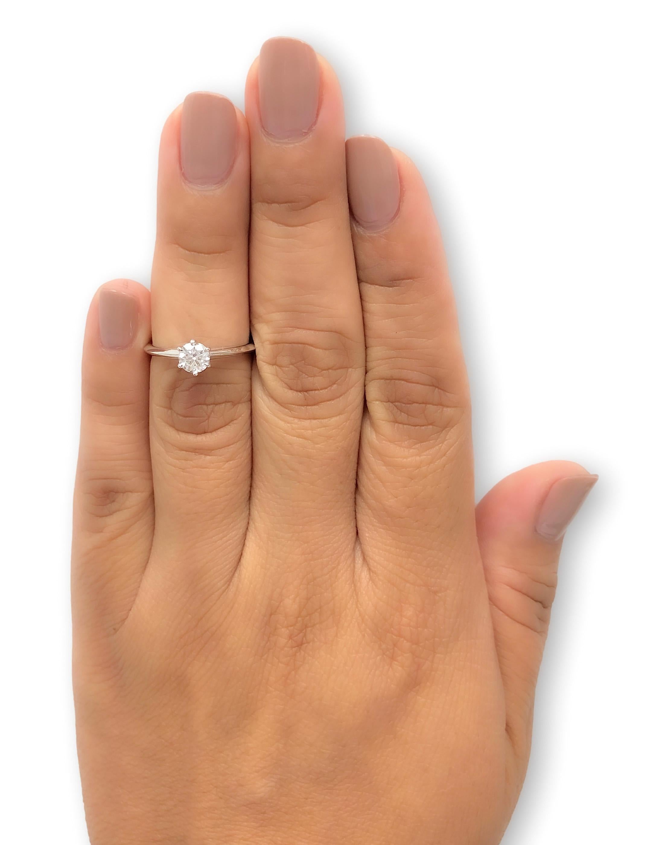 Contemporary Tiffany & Co. Platinum Solitaire Diamond Engagement Ring Round 0.42 FVS1
