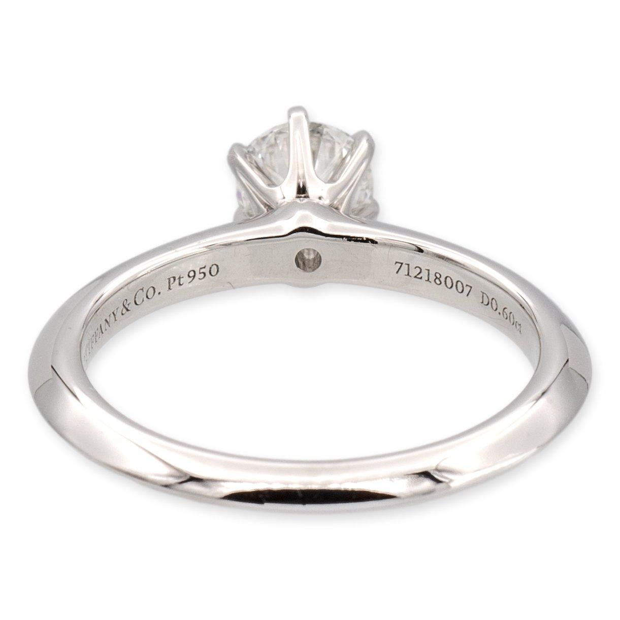 Contemporary Tiffany & Co. Platinum Solitaire Diamond Engagement Ring Round 0.60 H VS1