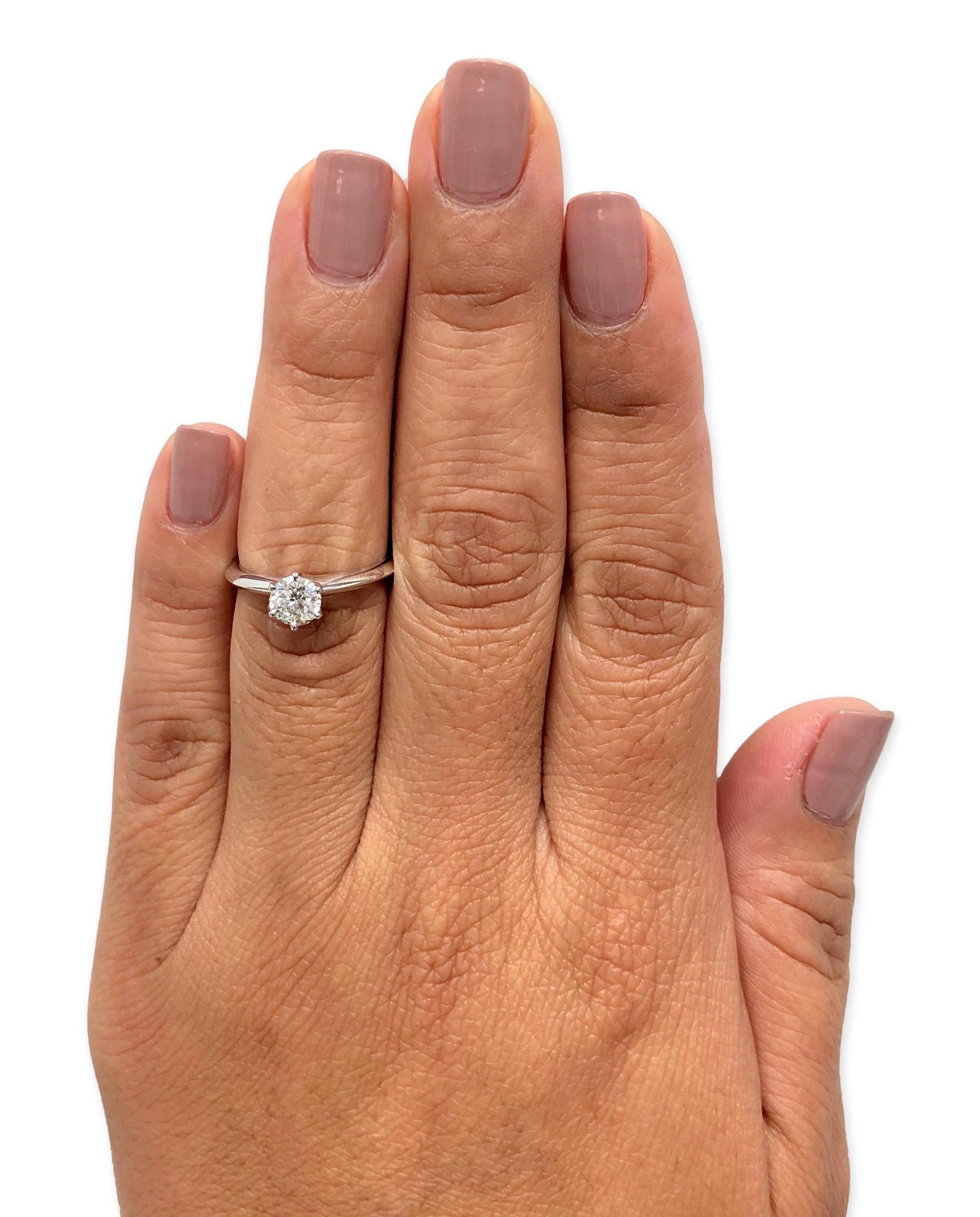 Tiffany & Co. Platinum Solitaire Diamond Engagement Ring Round 0.60 H VS1 1