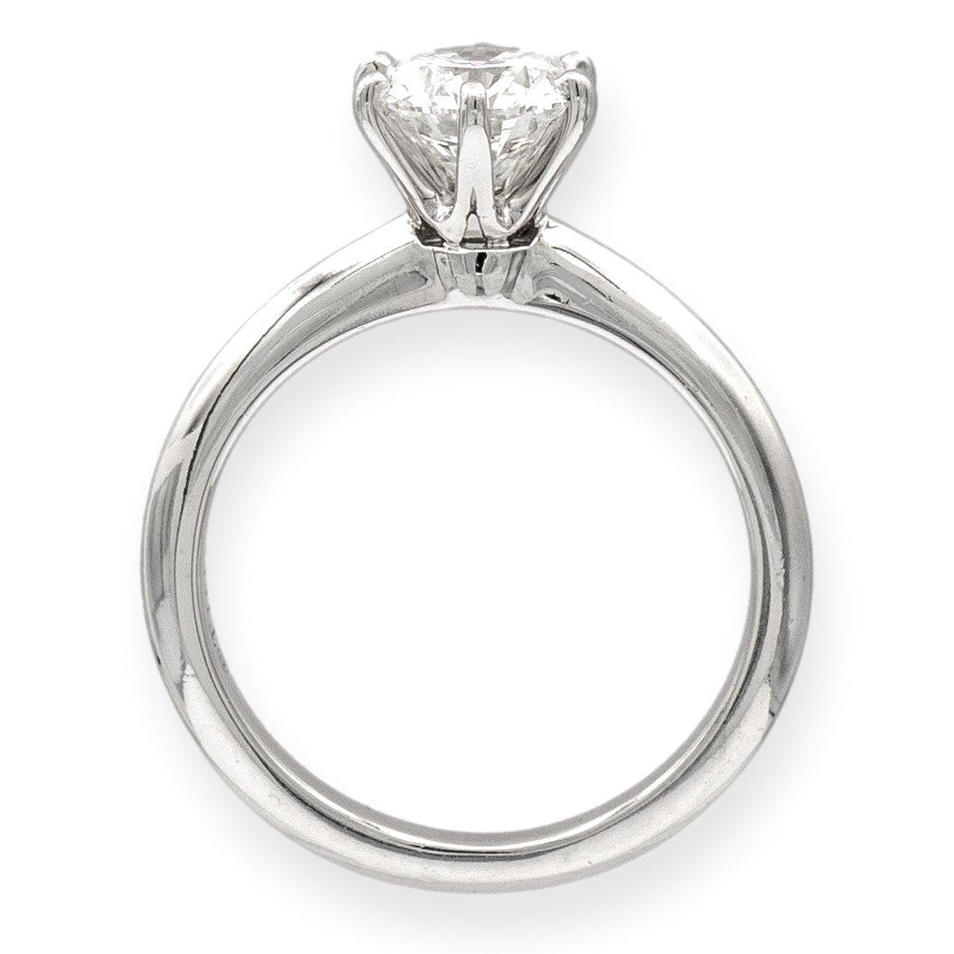 Modern Tiffany & Co. Platinum Solitaire Round Diamond Engagement Ring 1.00ct HVS1