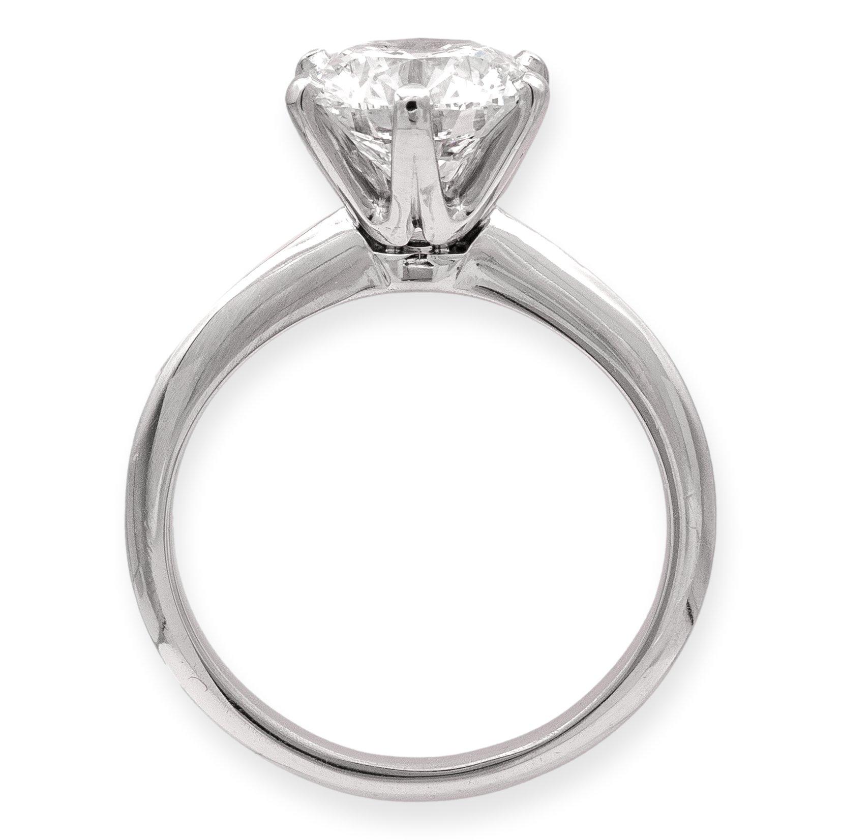 Tiffany & Co. Platinum Solitaire Round Diamond Engagement Ring 2.54Ct HVS1 In Excellent Condition In New York, NY