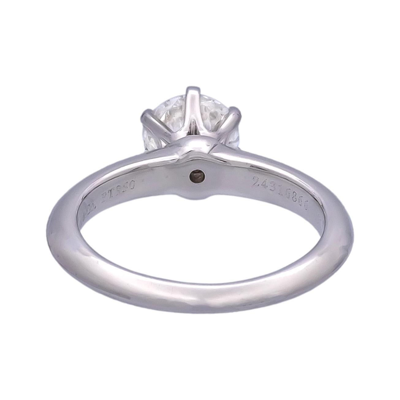 Tiffany & Co. Platinum Solitaire Round Diamond Engagement Ring .91ct HVS1 Corte brillante