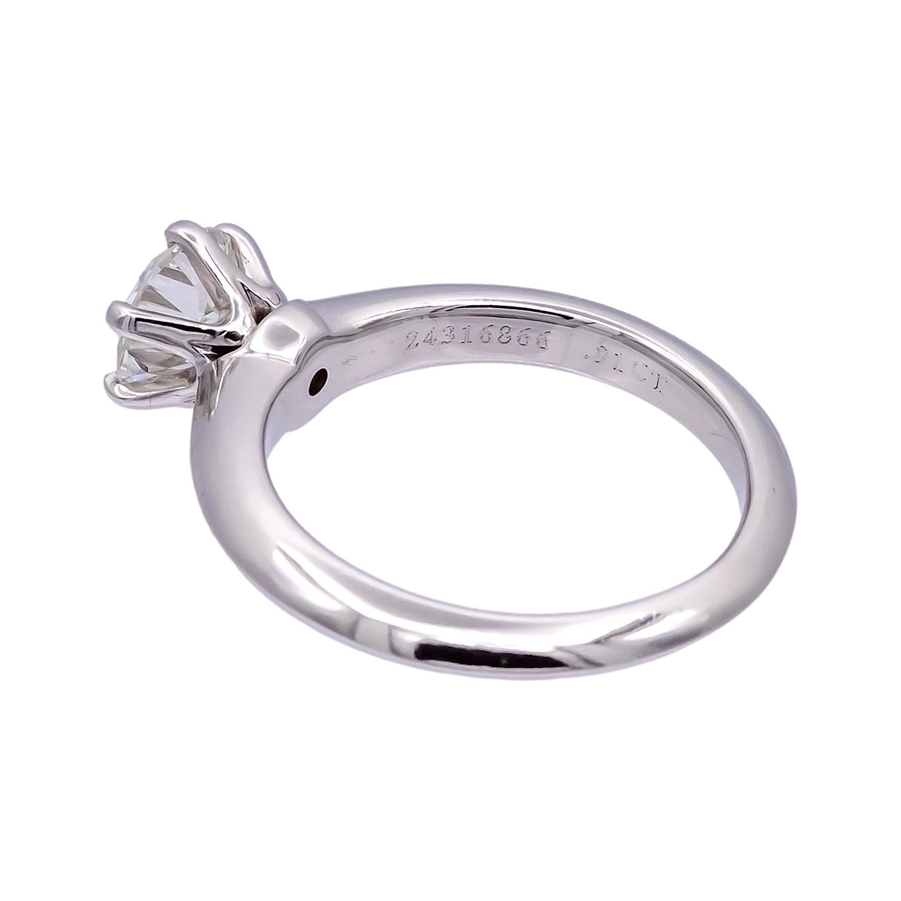Tiffany & Co. Platinum Solitaire Round Diamond Engagement Ring .91ct HVS1 Contemporáneo