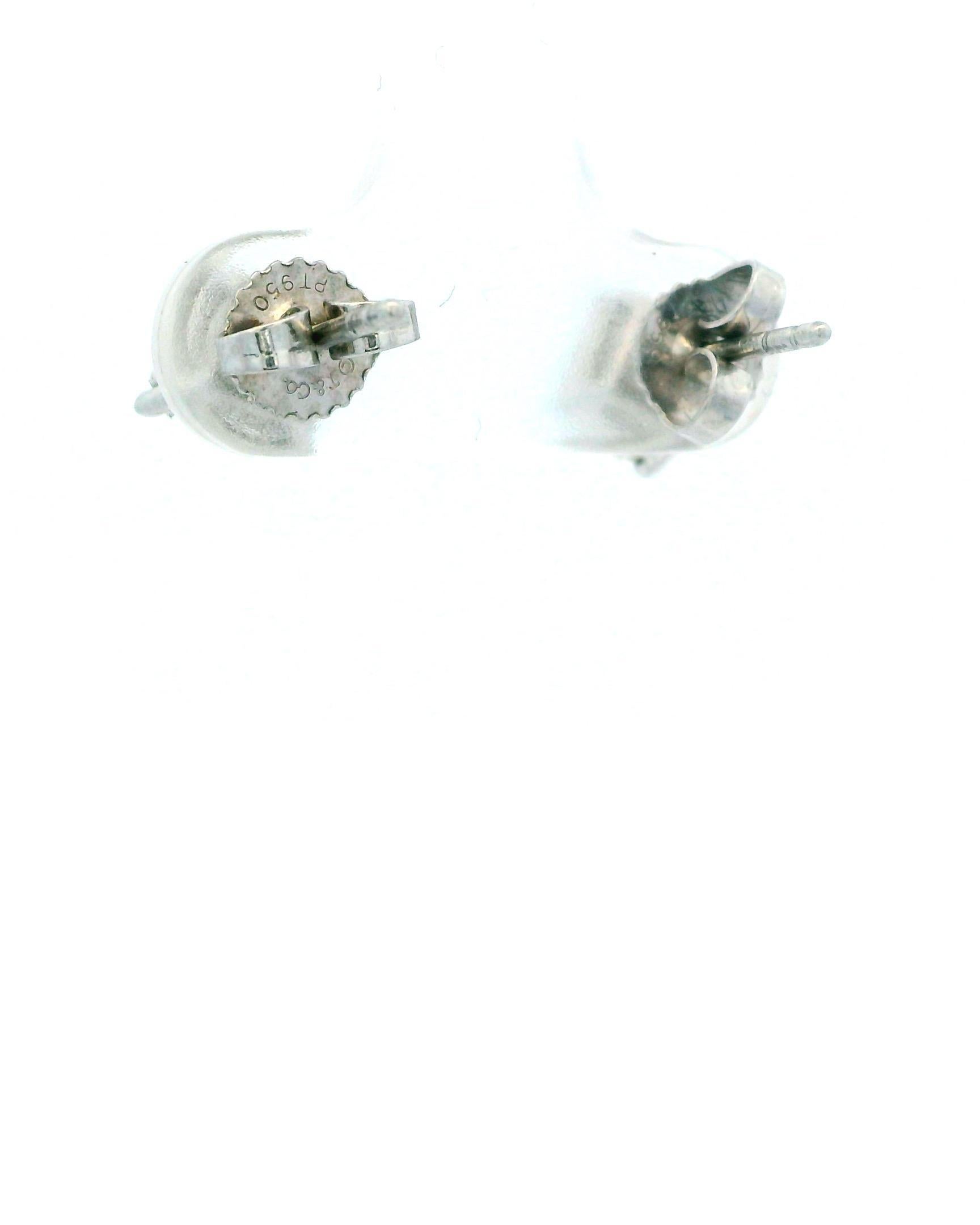 Tiffany & Co. Boucles d'oreilles en platine avec certificat GIA W/Box Bon état - En vente à Great Neck Plaza, NY