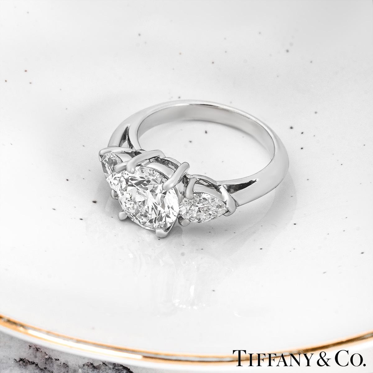 Tiffany & Co. Platinum Three Stone Diamond Ring 1.65ct G/VVS2 XXX For Sale 2