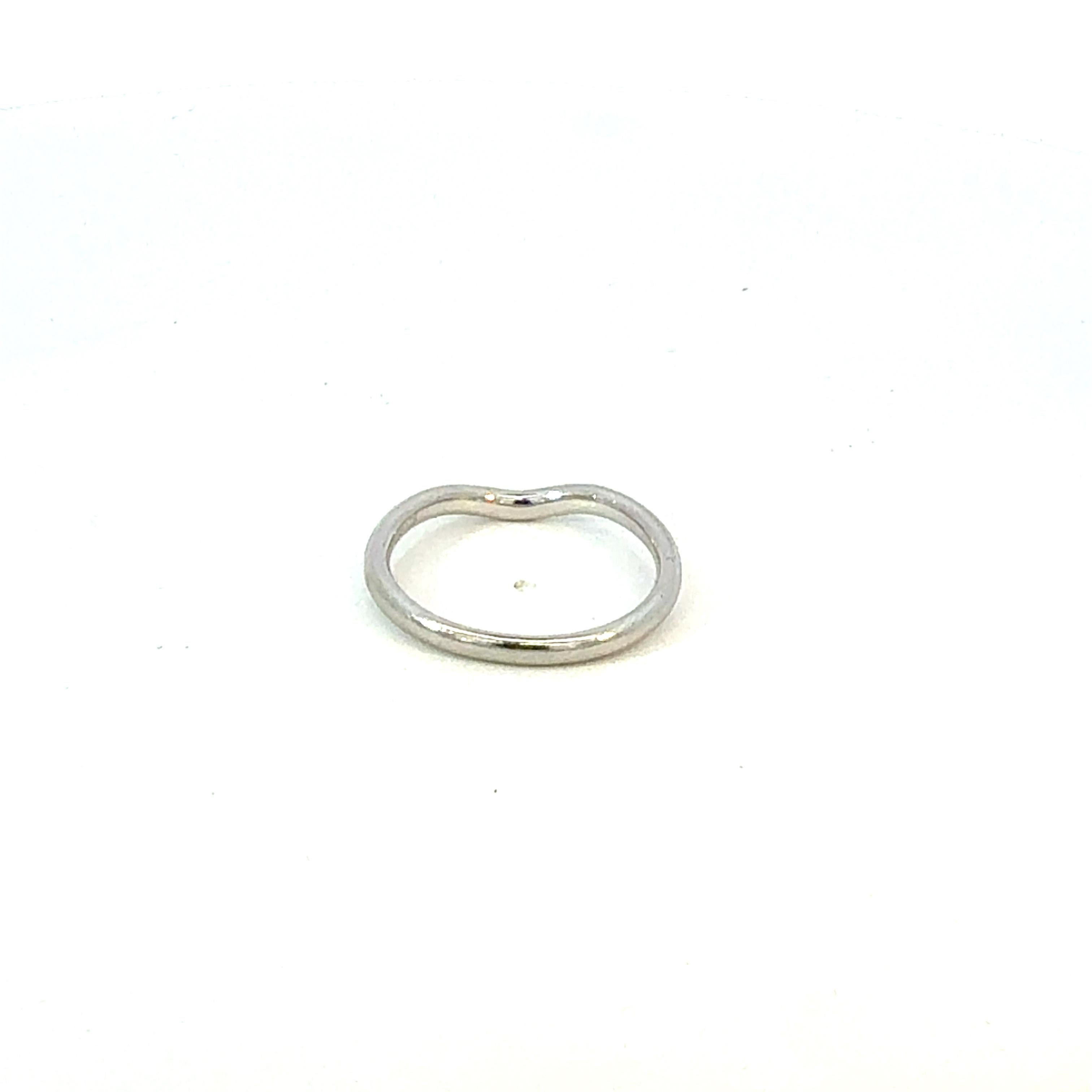 Anillo Tiffany & Co Wave de platino talla 7 de Elsa Peretti 2,2 mm Estate en venta 2