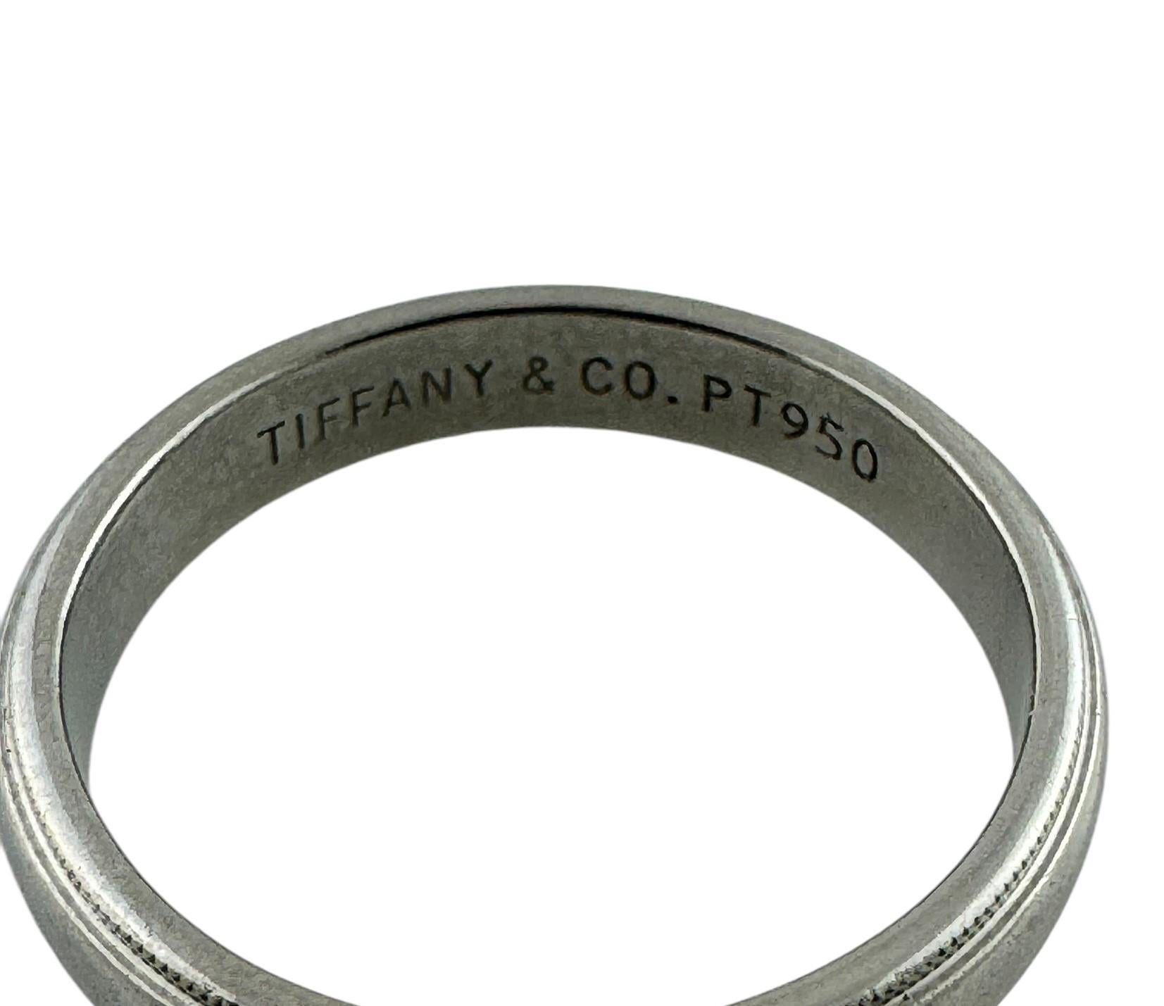 Tiffany & Co. Platin-Hochzeitsring aus Platin mit Milgrain-Rand Größe 10,25 #19700 im Zustand „Gut“ in Washington Depot, CT