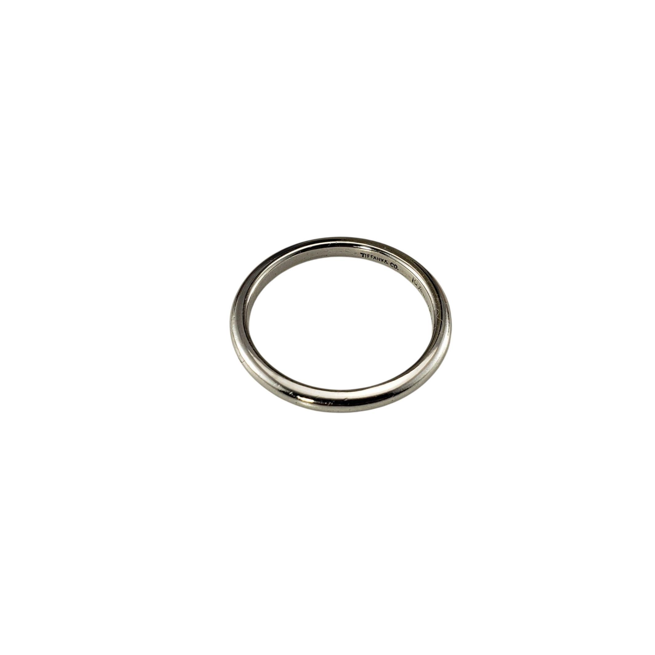 Tiffany & Co. Anneau de mariage en platine Taille 6

Classique intemporel de Tiffany & Co, ce bracelet en platine offre une élégance discrète et une qualité durable. Parfait comme alliance, bague superposée ou pièce de signature quotidienne.

Poids
